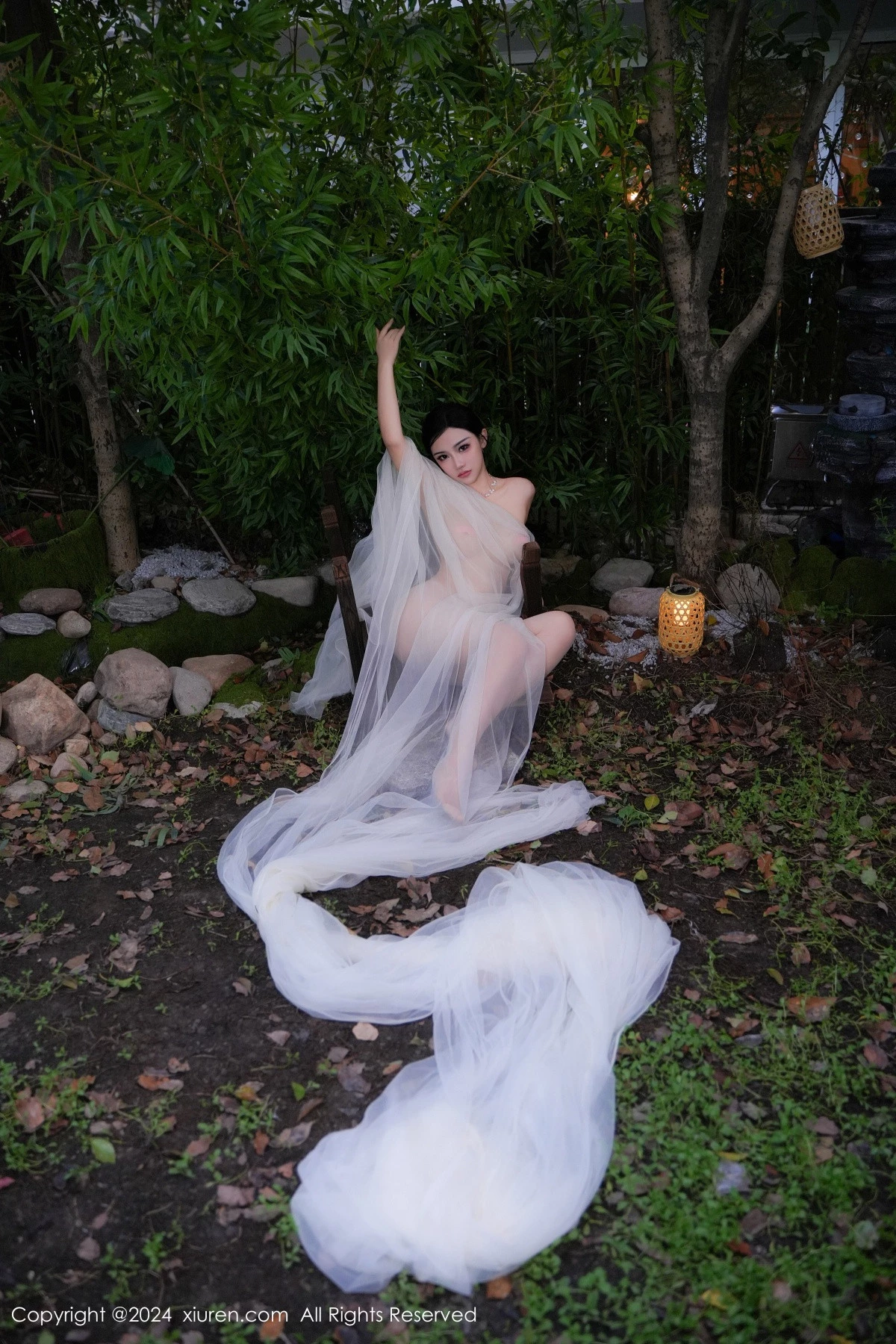 秀人集.com_[XiuRen秀人网]No.9105_模特妙可可Cheese户外场景性感半透白纱秀惹火身材撩人诱惑写真84P