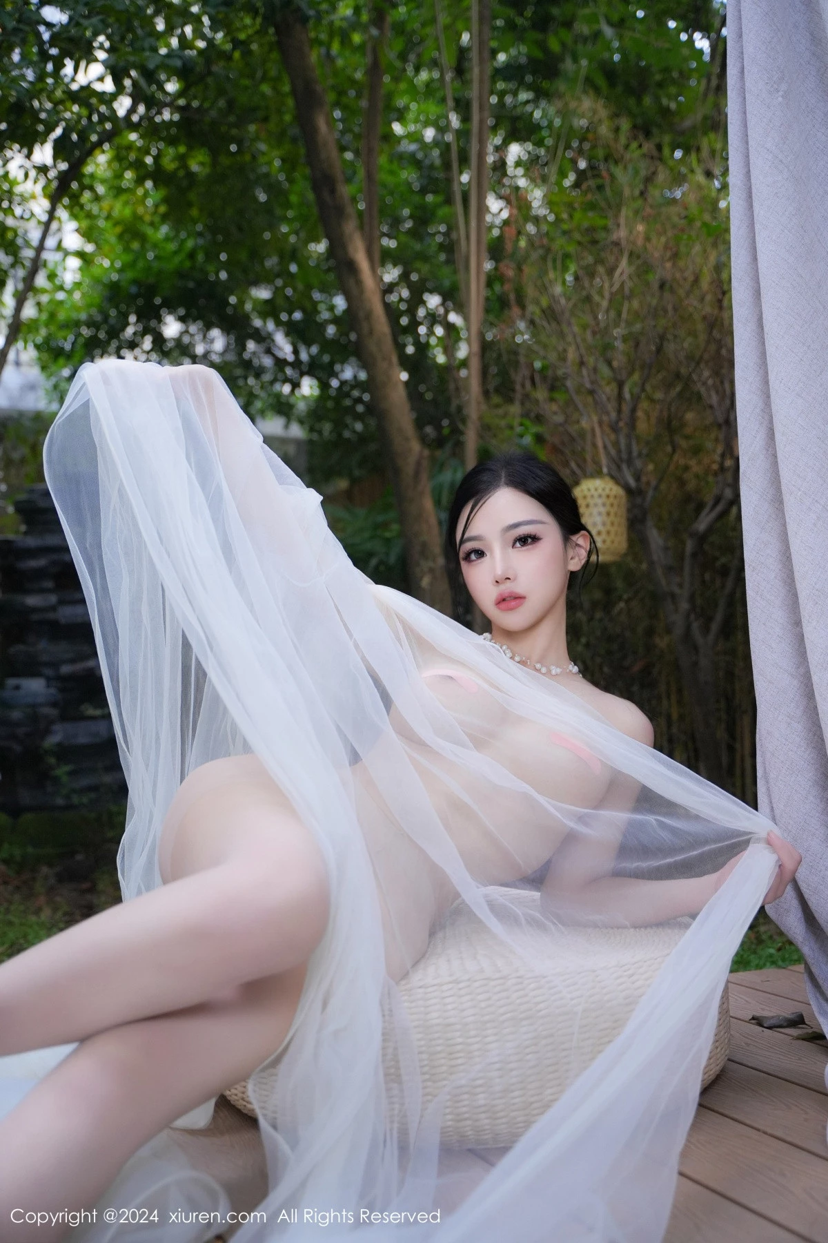 秀人集.com_[XiuRen秀人网]No.9105_模特妙可可Cheese户外场景性感半透白纱秀惹火身材撩人诱惑写真84P