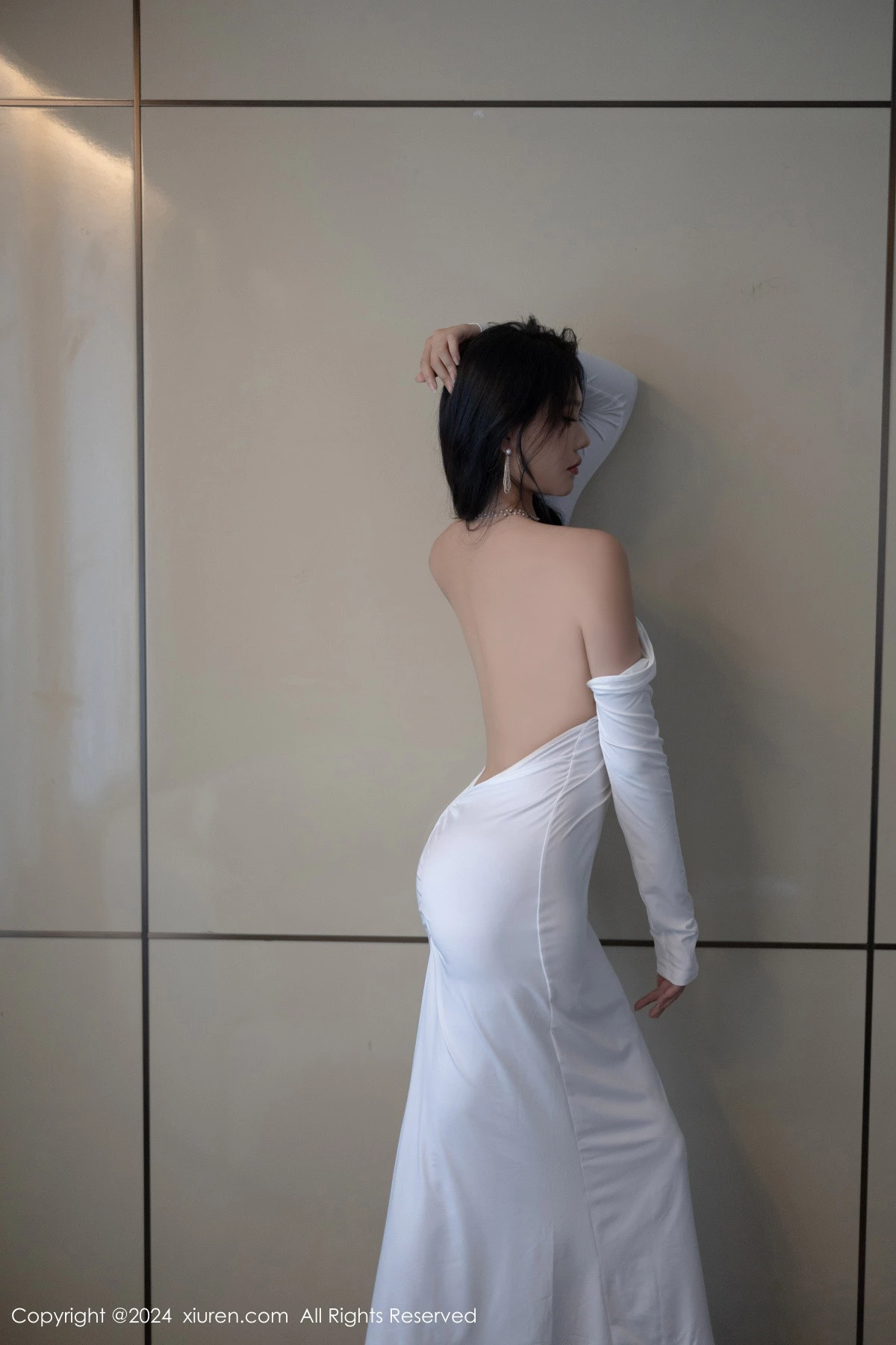 秀人集.com_[XiuRen秀人网]No.9115_模特娜比性感白色连衣裙+黑色蕾丝情趣内衣秀凹凸身材诱惑写真81P