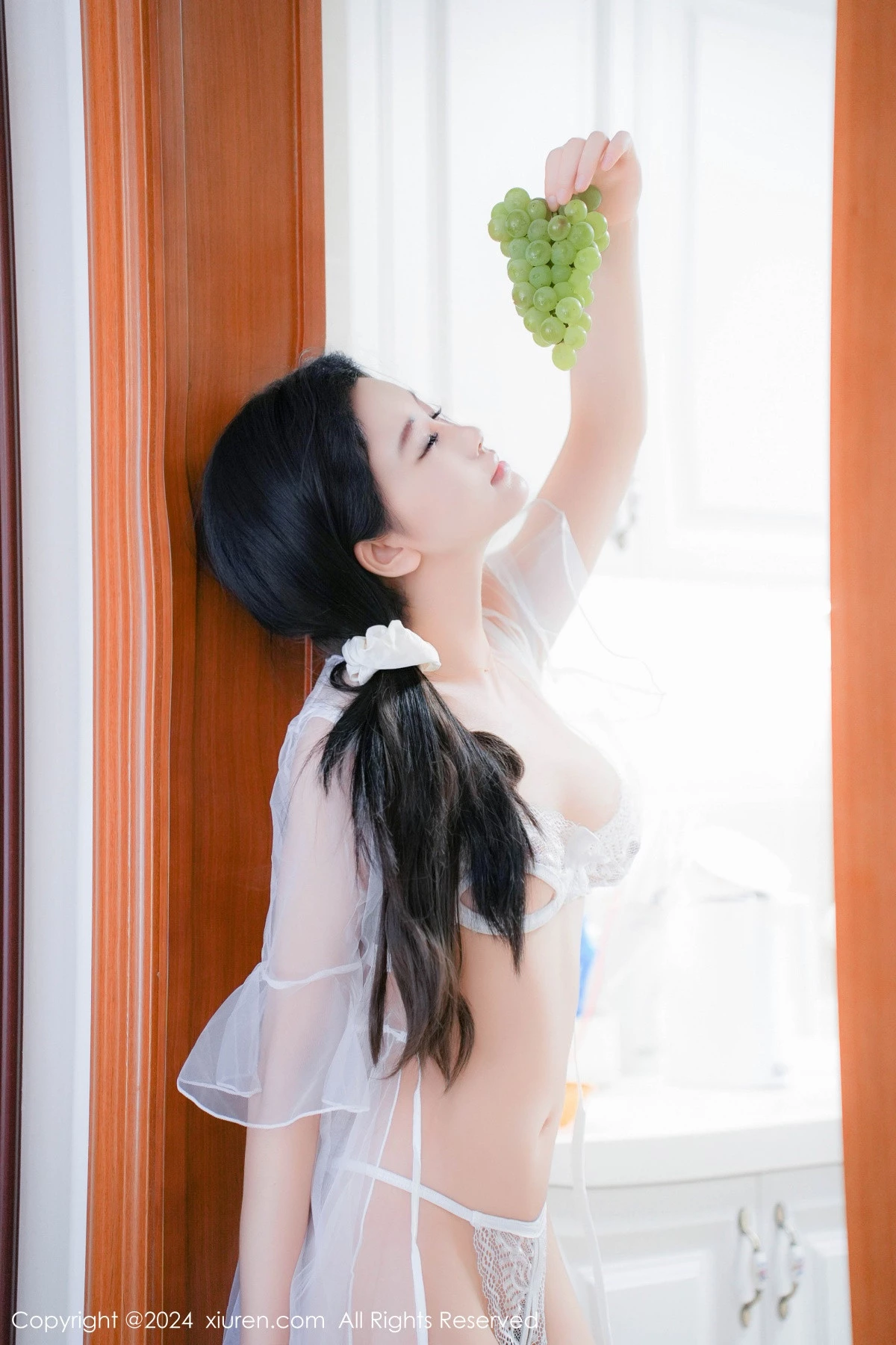 秀人集.com_[XiuRen秀人网]No.9031_新人模特于诺诺ise性感白色网纱轻透服饰配白丝袜秀美腿诱惑写真89P