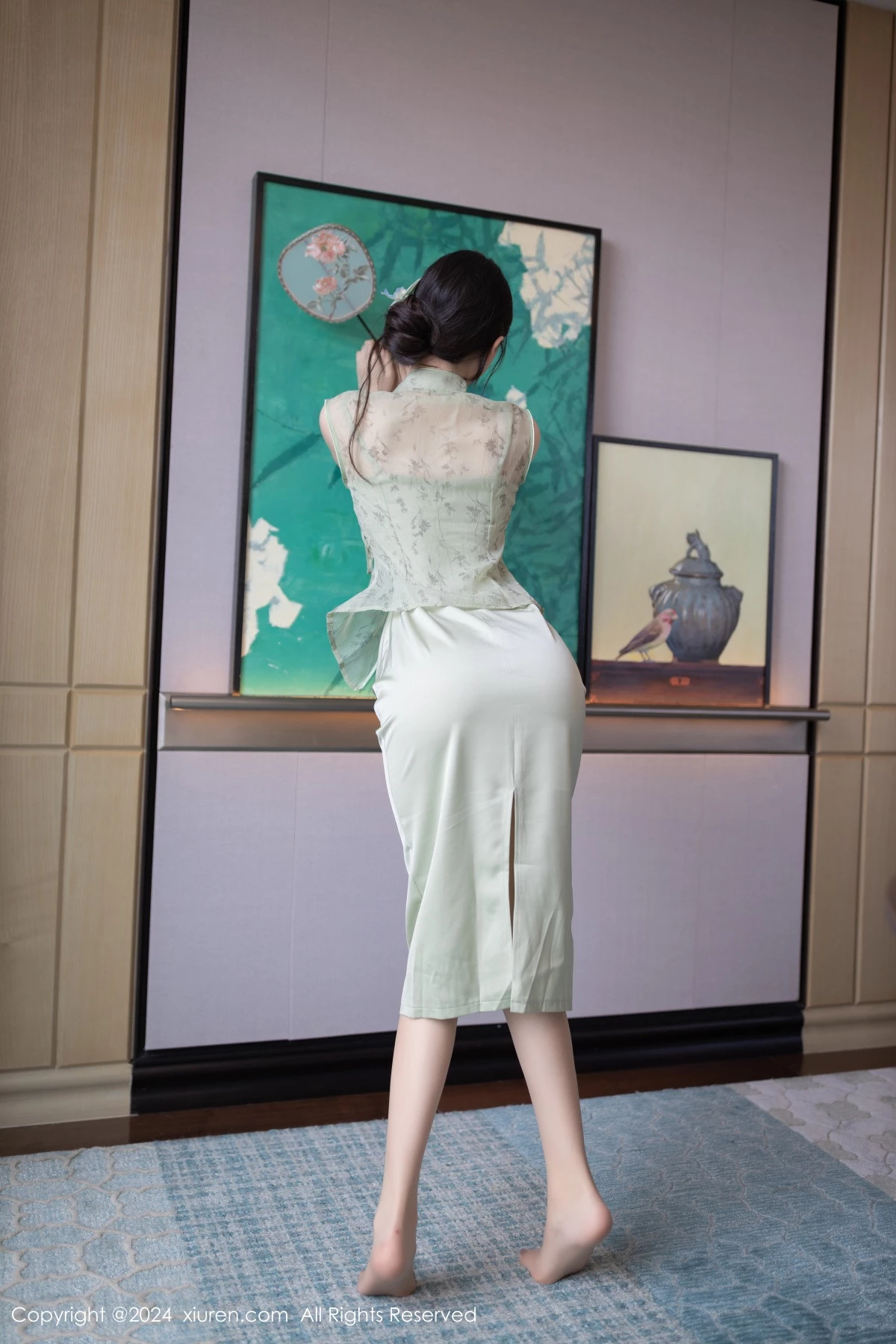 秀人集.com_[XiuRen秀人网]No.9124_模特小逗逗性感浅色古风服饰配超薄无内肉丝秀曼妙身材诱惑写真81P