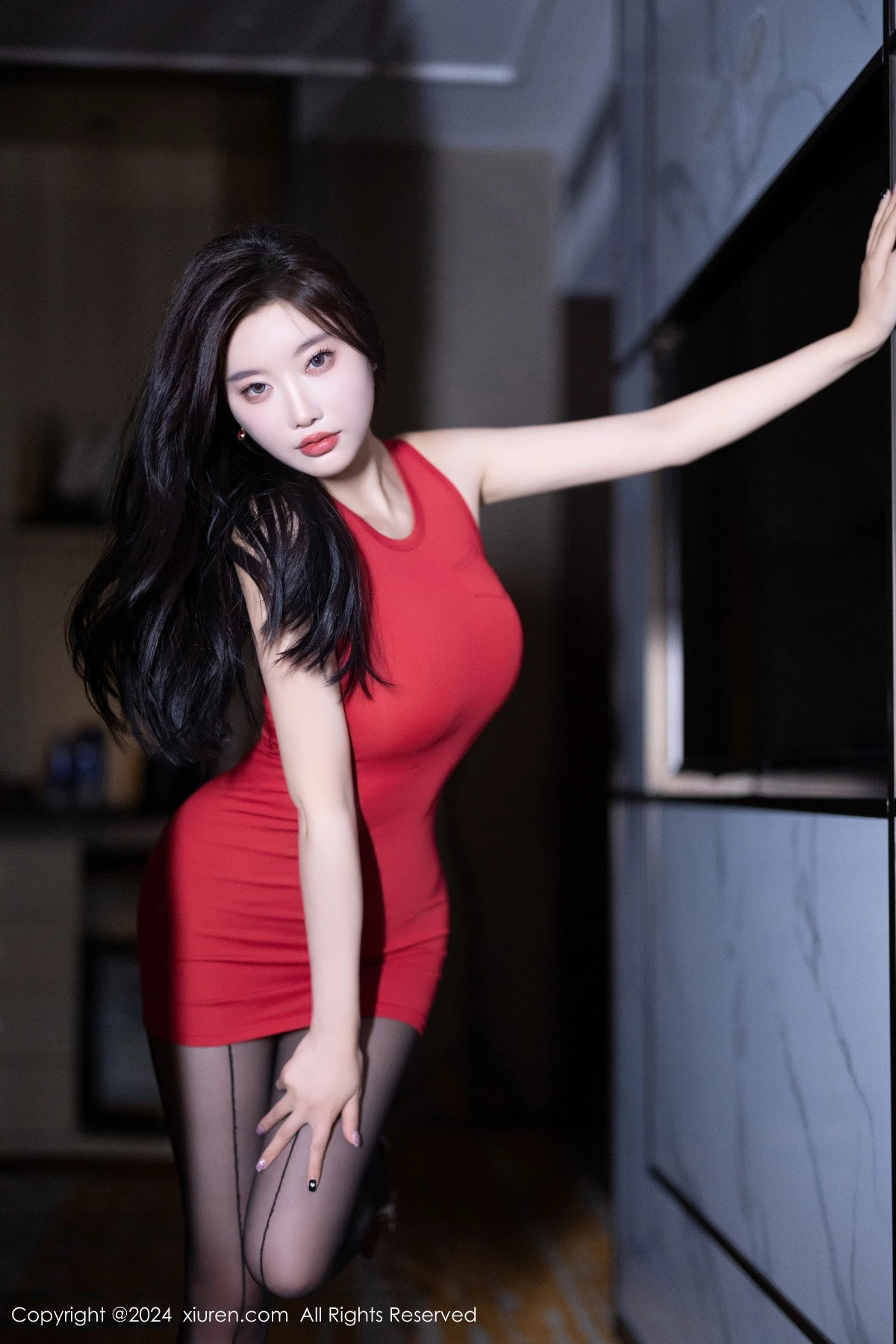 秀人集.com_[XiuRen秀人网]No.9123_女神杨晨晨Yome红色连衣短裙+红色情趣服饰秀丰腴身材诱惑写真83P