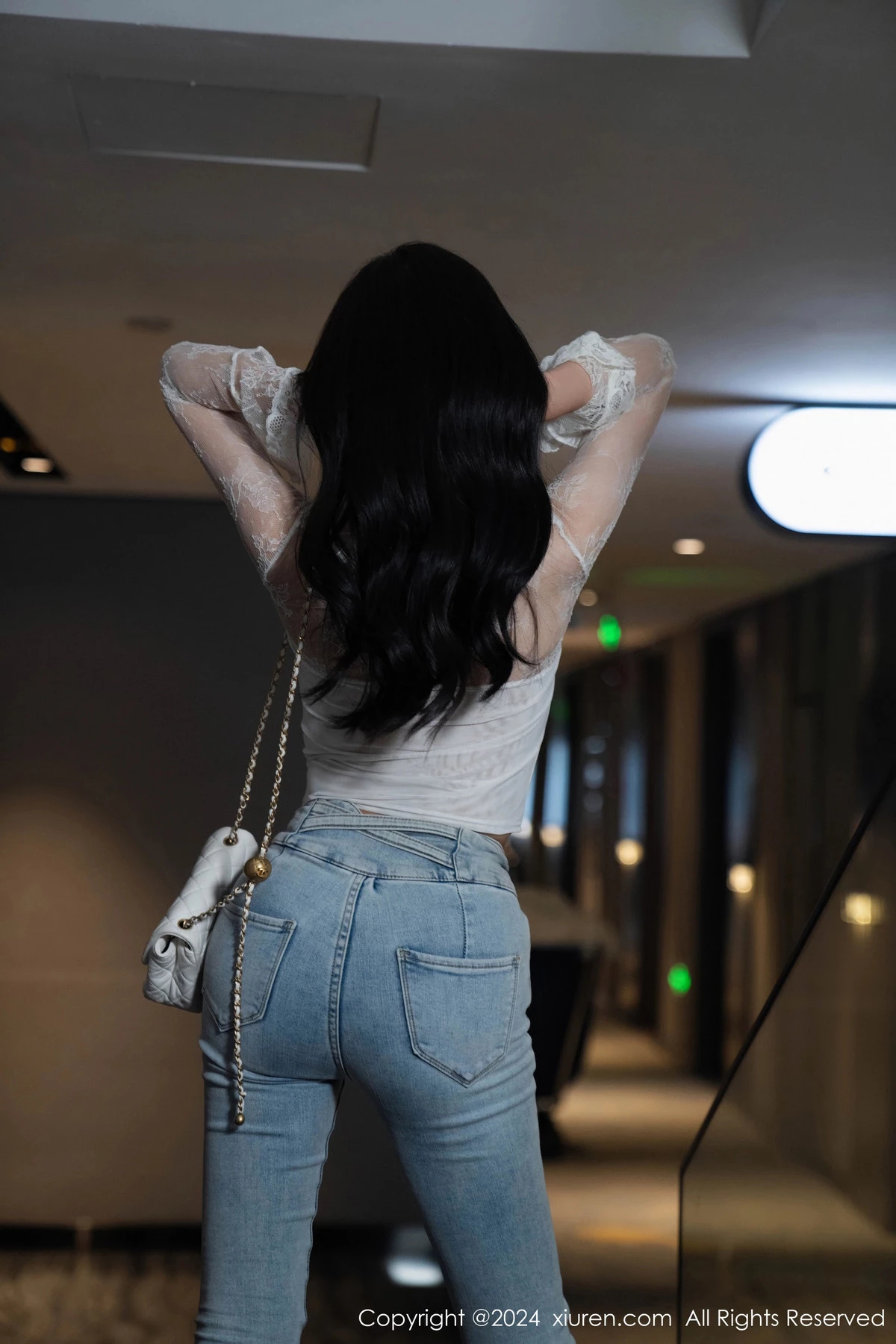 秀人集.com_[XiuRen秀人网]No.9140_女神杨晨晨Yome性感白色上衣配牛仔长裤秀丰腴身姿诱惑写真80P