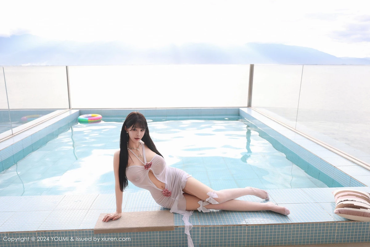 秀人集.com_[YouMi尤蜜荟]Vol.1097_女神心上可Flora性感白色轻透连衣短裙湿身秀丰满身材诱惑写真56P