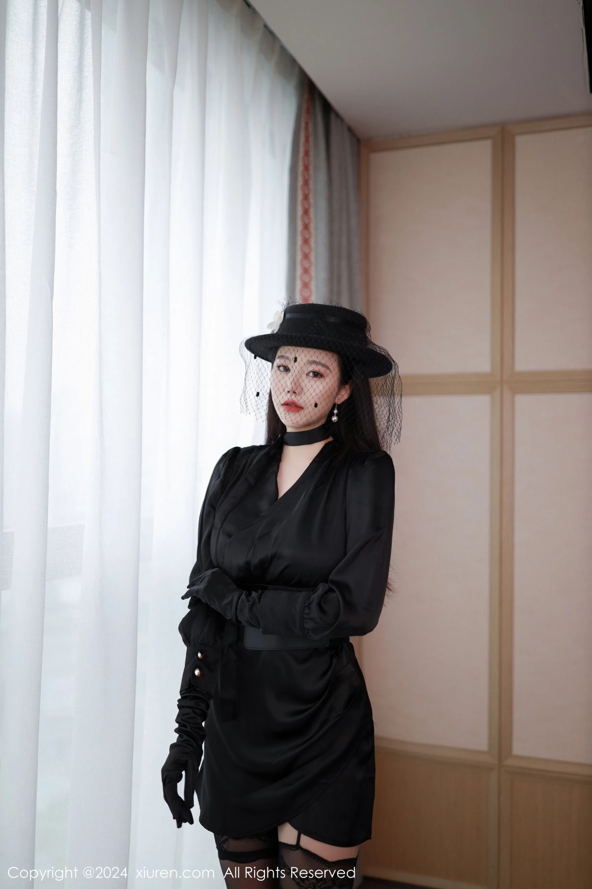 秀人集.com_[XiuRen秀人网]No.9041_模特安然anran黑色服饰露黑色内衣配黑丝吊袜秀柔美身段诱惑写真81P