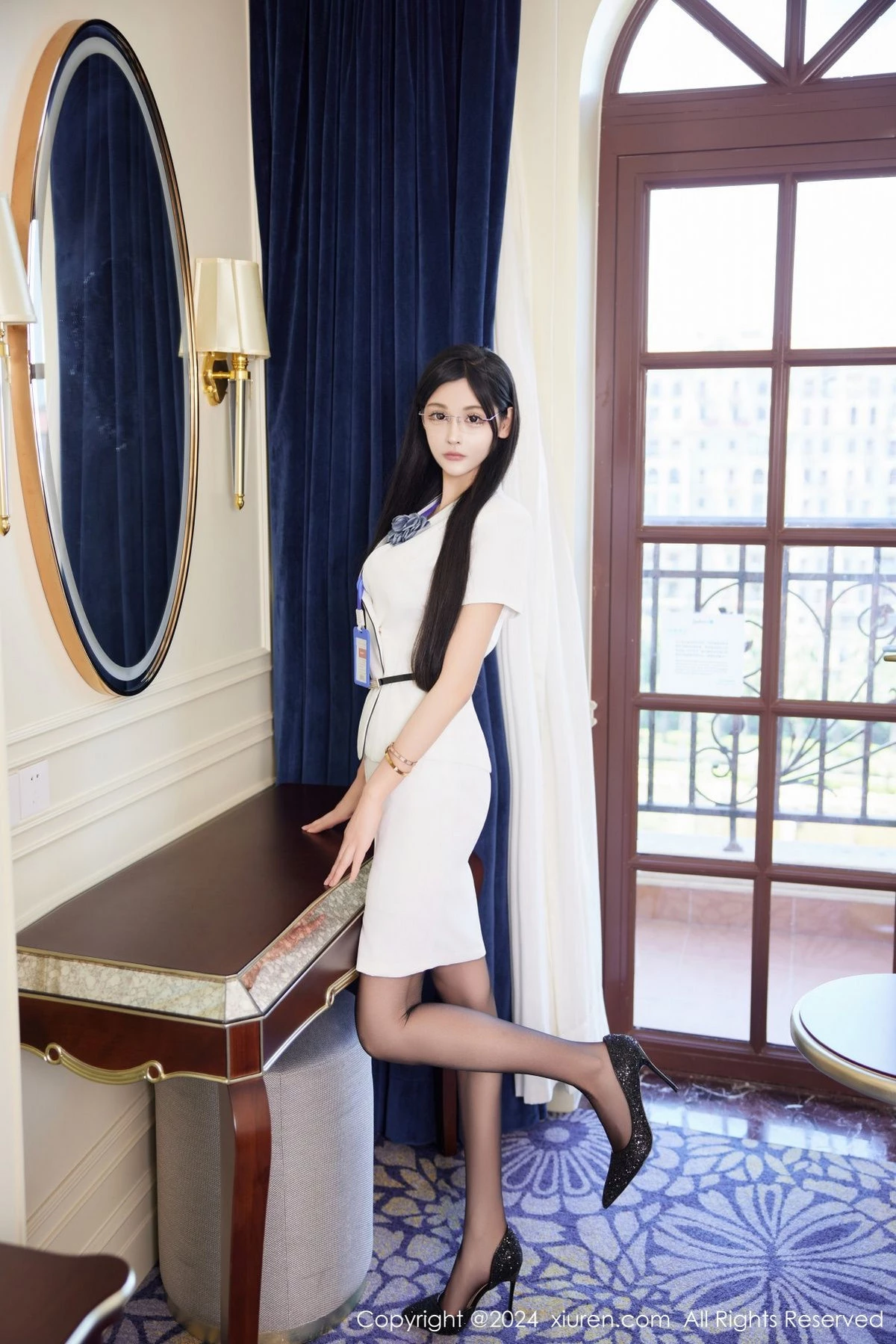 秀人集.com_[XiuRen秀人网]No.9049_模特智恩baby私房性感黑色内衣配黑丝吊袜秀丰腴美臀诱惑写真70P