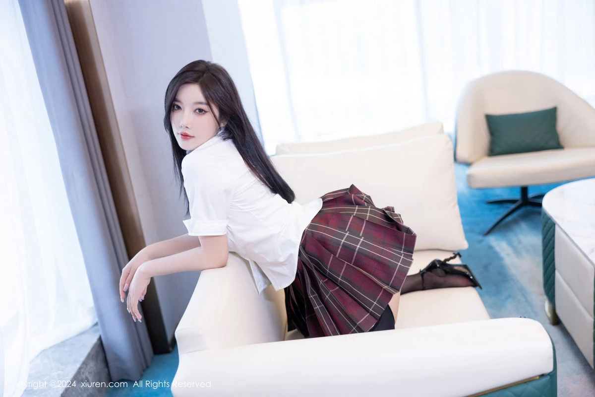 秀人集.com_[XiuRen秀人网]No.9064_女神杨晨晨Yome性感JK制服配黑丝吊袜秀丰腴身材完美诱惑写真101P