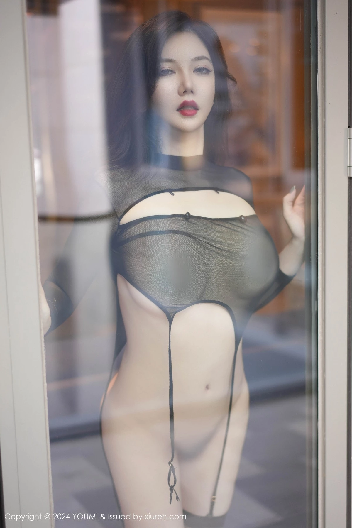 秀人集.com_[YouMi尤蜜荟]Vol.1099_模特心妍小公主性感黑色轻透服饰配黑丝吊袜秀丰满身材诱惑写真51P