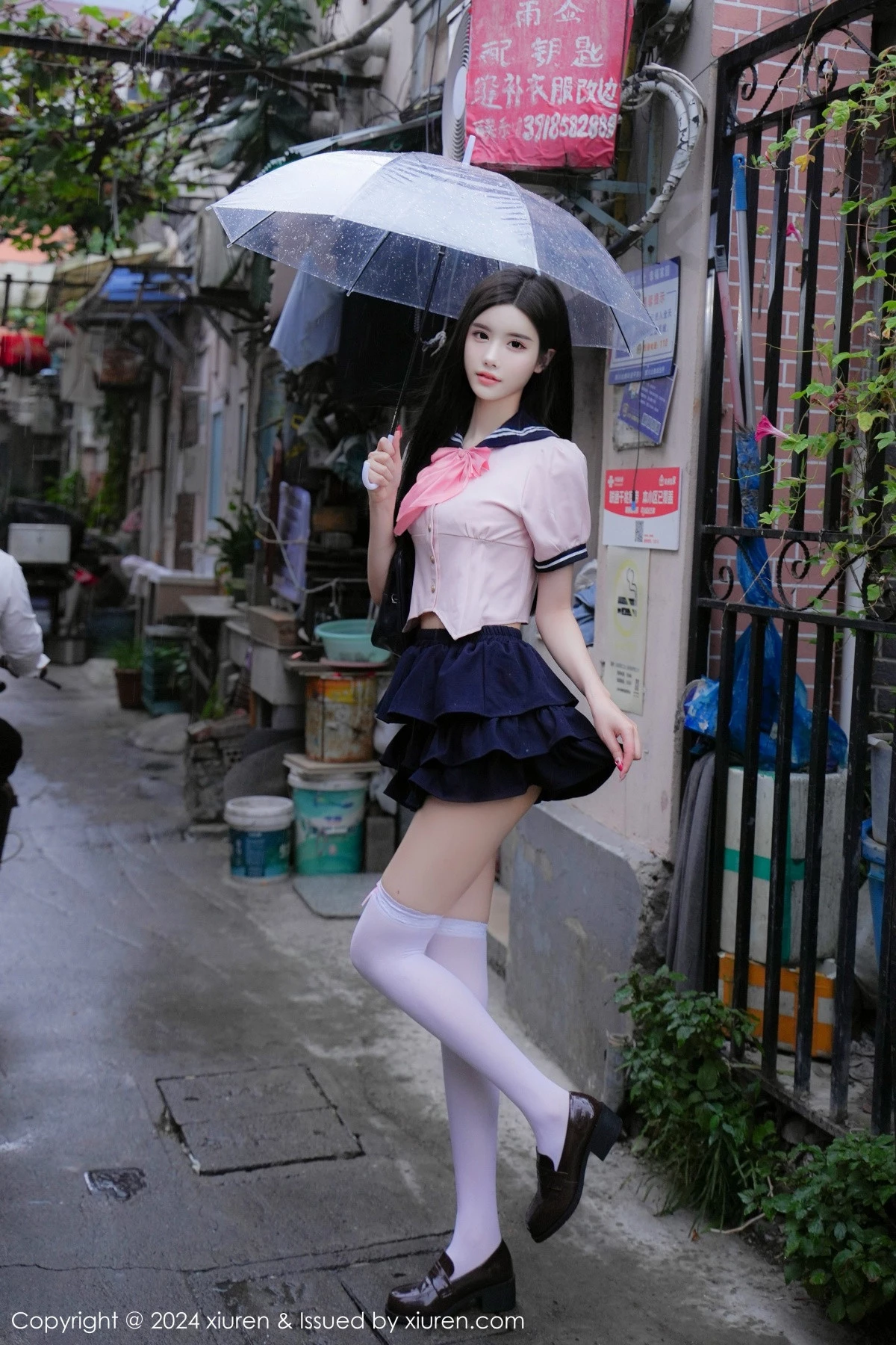 秀人集.com_[XiuRen秀人网]No.9224_模特Erikaki性感粉色JK制服配白色丝袜秀翘臀美腿撩人诱惑写真84P