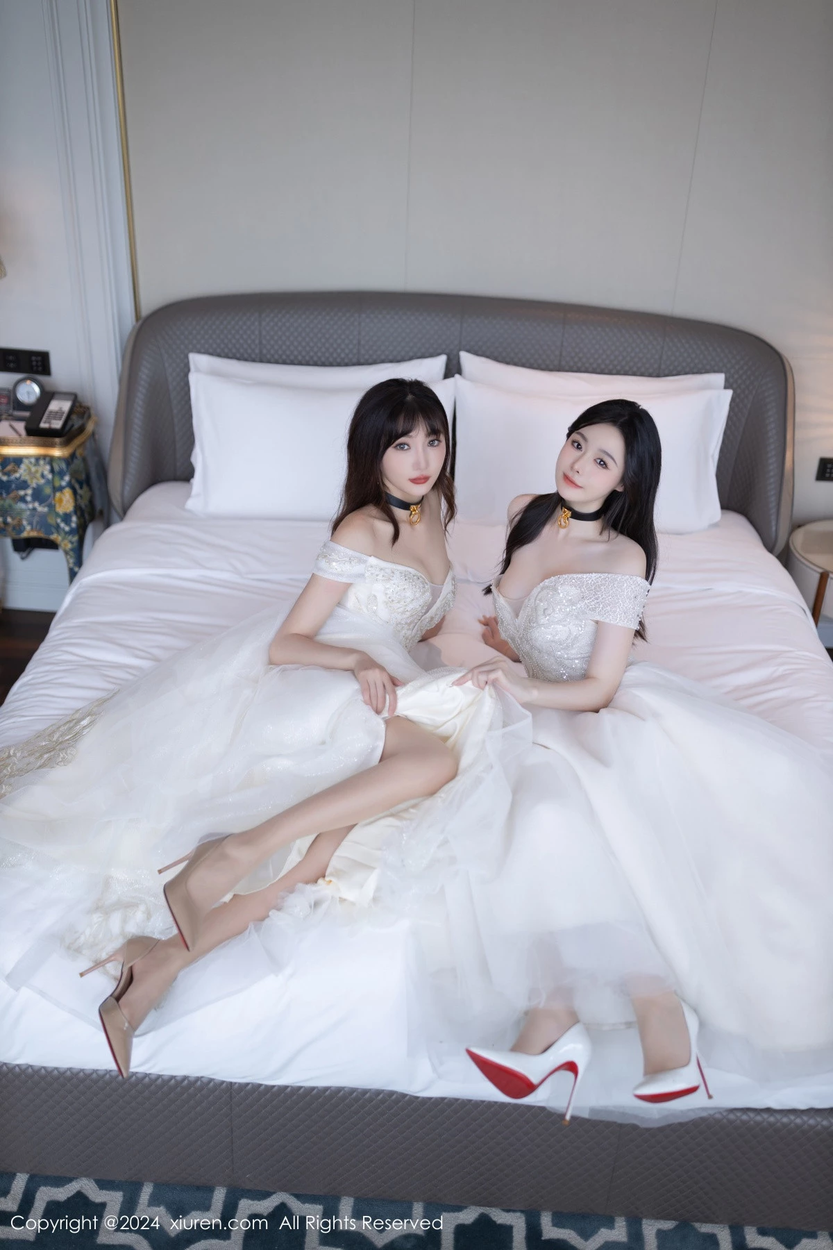 秀人集.com_[XiuRen秀人网]No.9240_模特合集女神小逗逗＆陆萱萱性感白色内衣秀完美身材诱惑写真80P