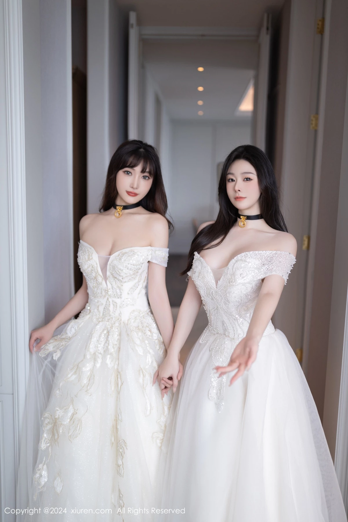 秀人集.com_[XiuRen秀人网]No.9240_模特合集女神小逗逗＆陆萱萱性感白色内衣秀完美身材诱惑写真80P