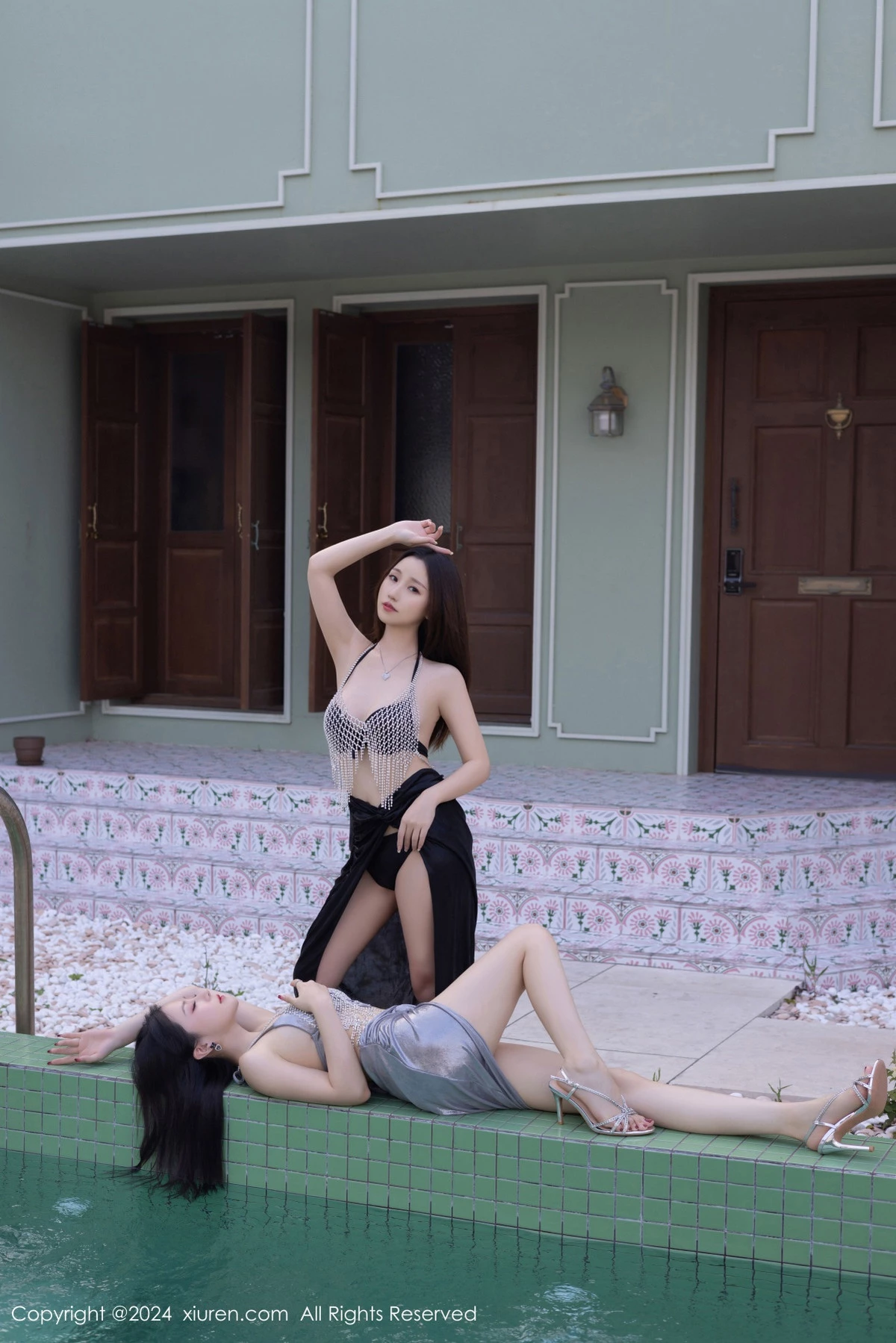 秀人集.com_[XiuRen秀人网]No.9242_模特合集女神鱼子酱Fish＆杏子Yada性感内衣秀完美身材诱惑写真80P