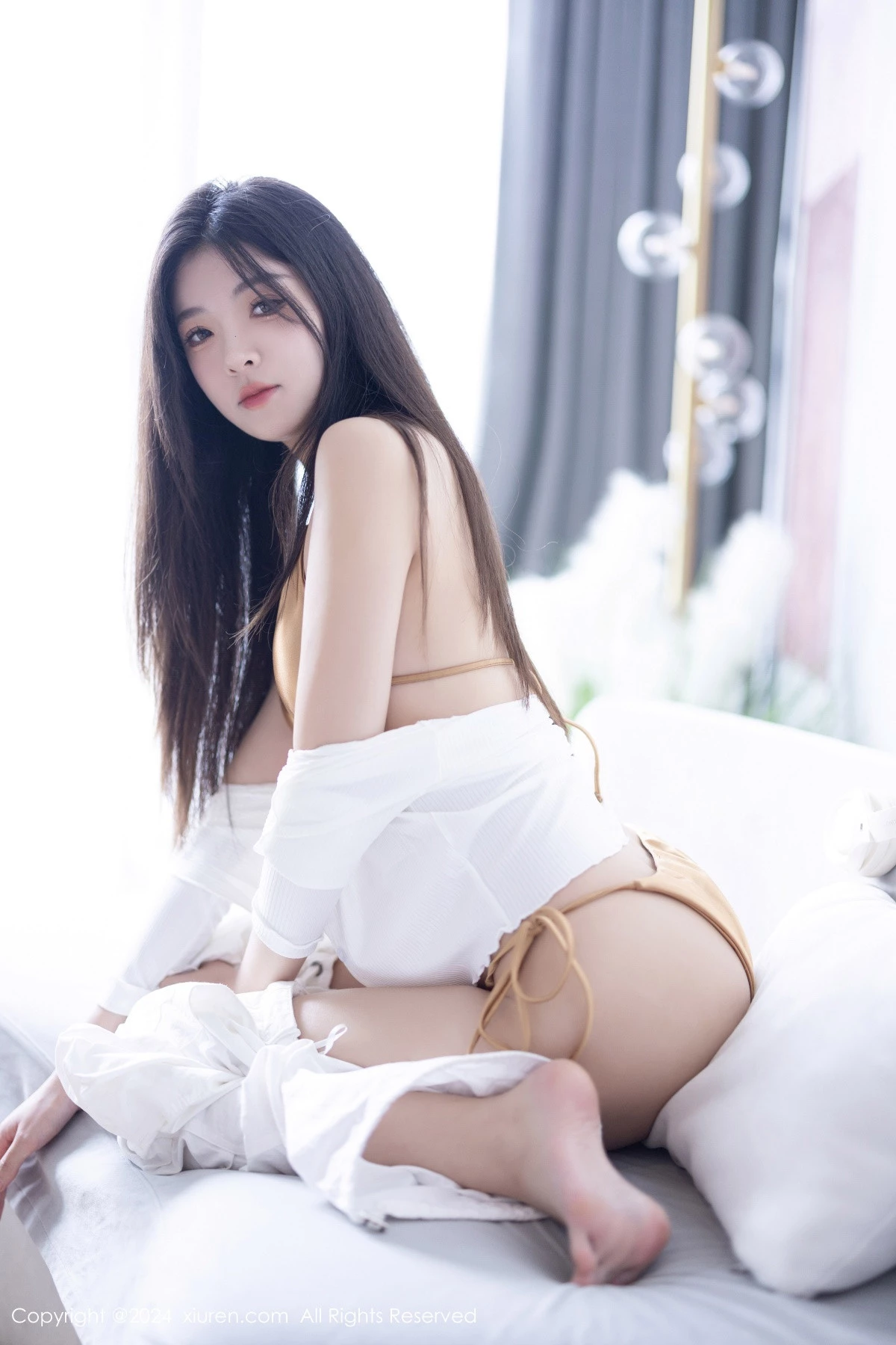 秀人集.com_[XiuRen秀人网]No.9262_模特初梦瑶性感金色比基尼+红色情趣内衣秀完美身材诱惑写真83P