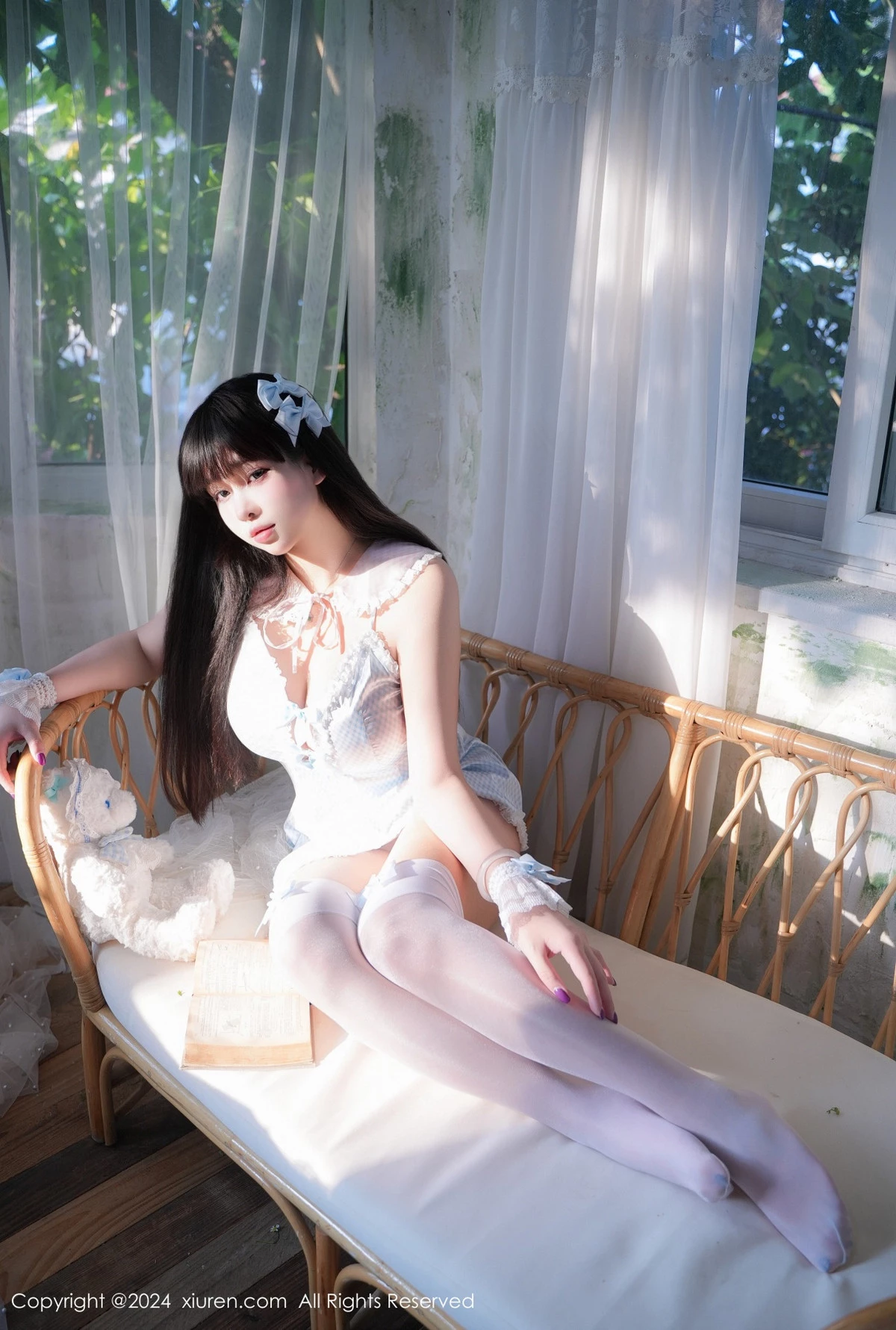 秀人集.com_[XiuRen秀人网]No.9258_新人模特正妹Abby性感女仆装扮配白丝袜秀丰满身材惹火诱惑写真68P