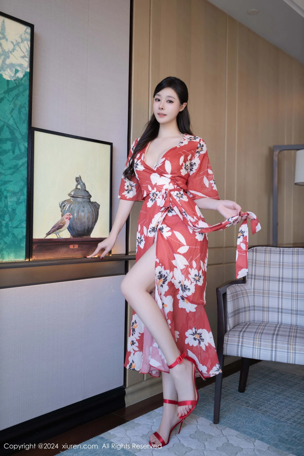 秀人集.com_[XiuRen秀人网]No.9270_模特小逗逗性感花朵连衣裙露白色情趣内衣秀曼妙身姿诱惑写真80P
