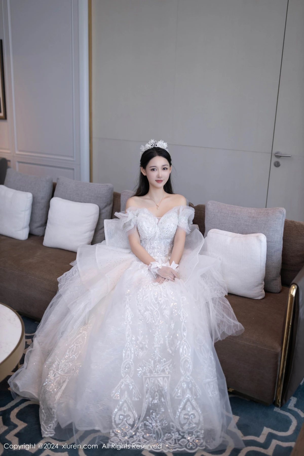 秀人集.com_[XiuRen秀人网]No.9283_模特唐安琪性感白色婚纱露白色内衣配超薄肉丝秀美腿诱惑写真86P