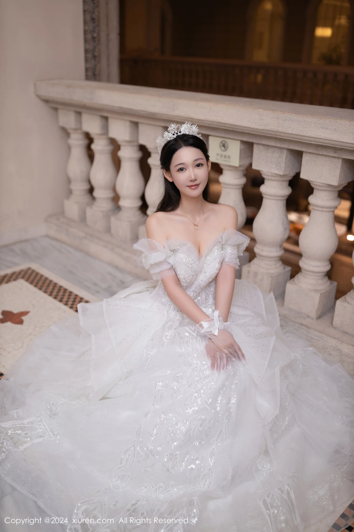 秀人集.com_[XiuRen秀人网]No.9283_模特唐安琪性感白色婚纱露白色内衣配超薄肉丝秀美腿诱惑写真86P