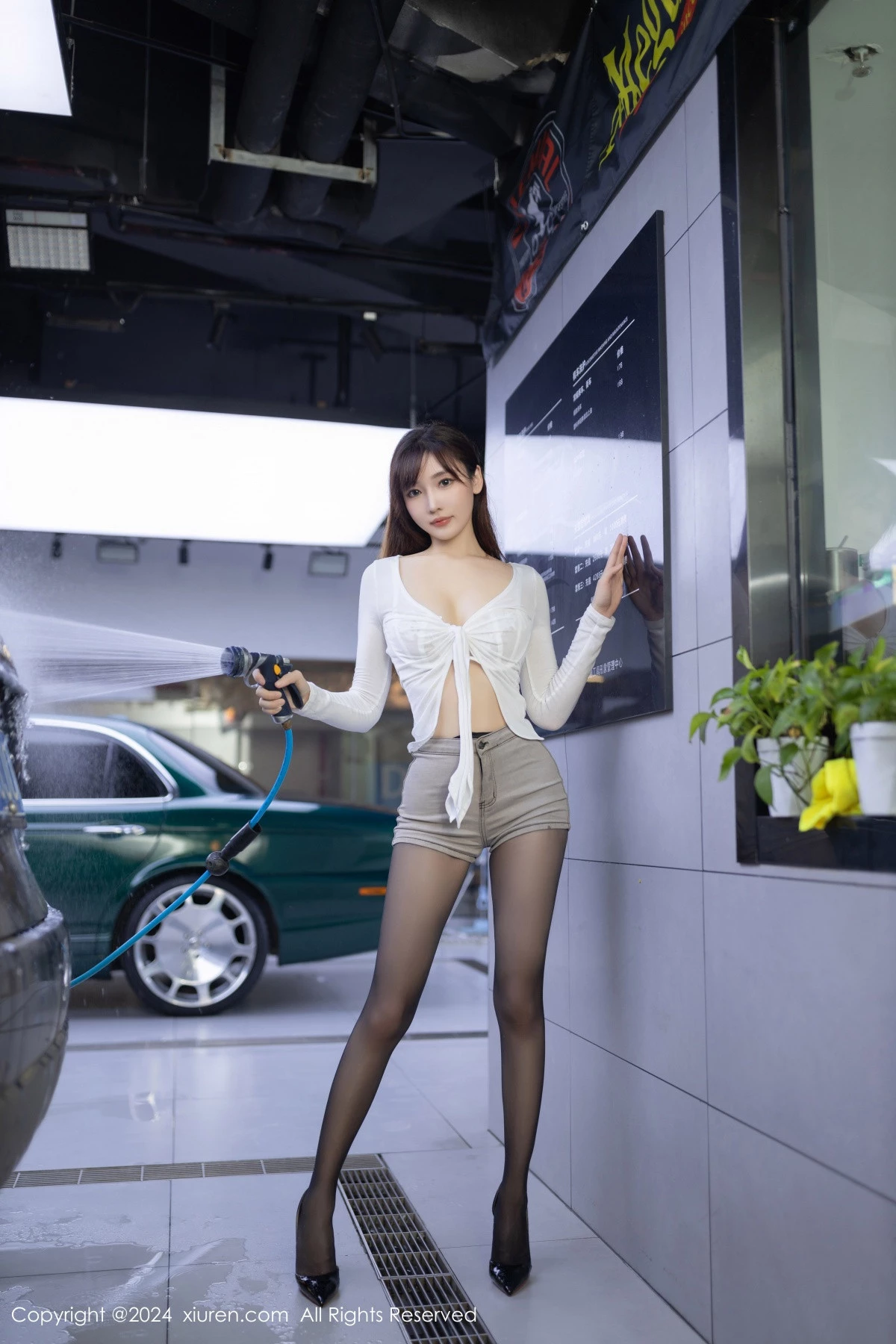 秀人集.com_[XiuRen秀人网]No.9181_模特陆萱萱性感白色情趣内衣配超薄黑丝秀曼妙身姿撩人诱惑写真80P