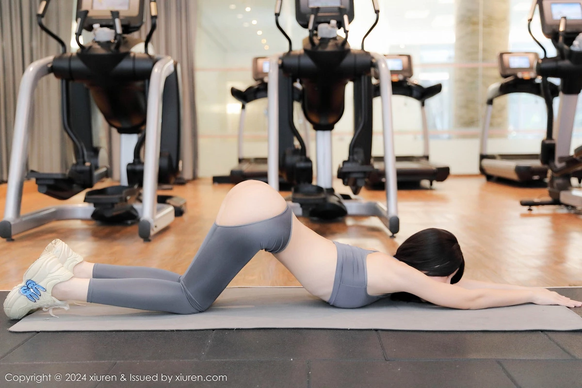 秀人集.com_[XiuRen秀人网]No.9187_模特桃妖夭健身馆场景性感灰色运动服饰露浑圆翘臀撩人诱惑写真78P