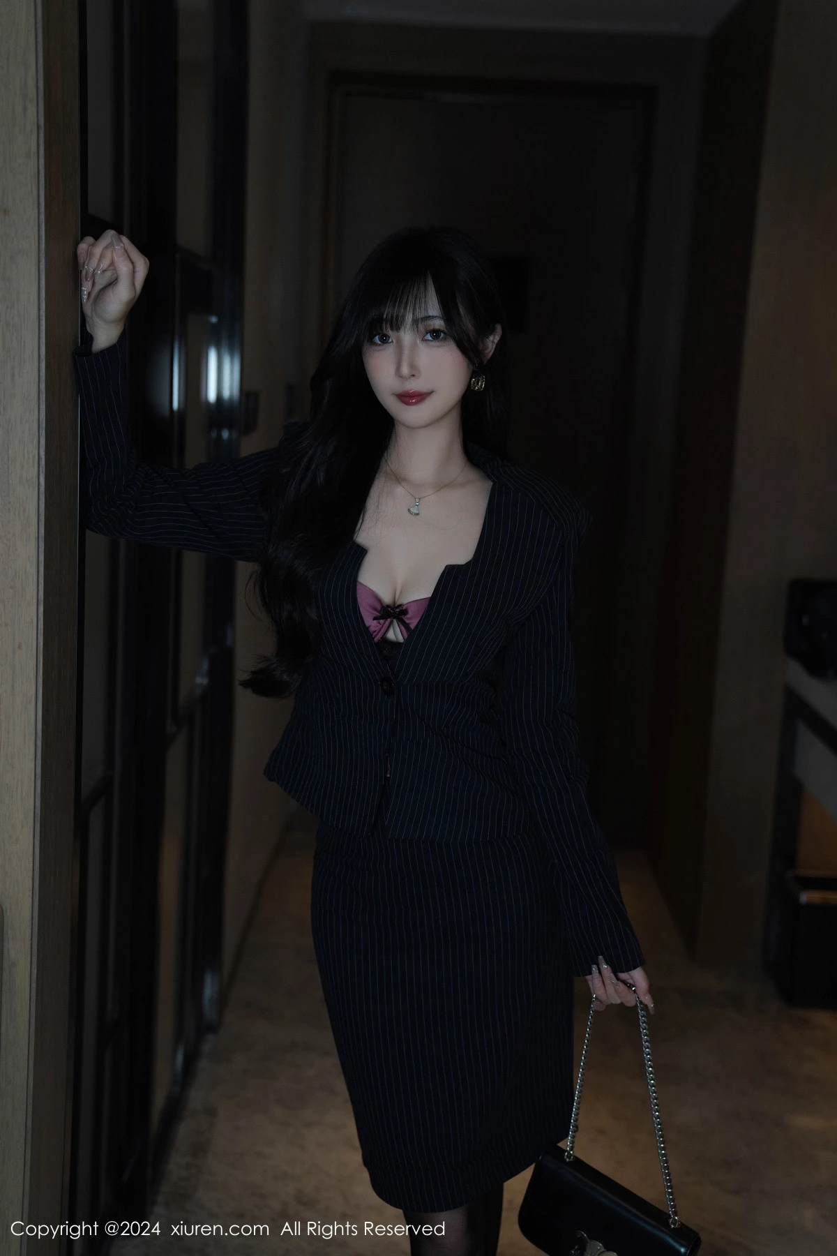 秀人集.com_[XiuRen秀人网]No.9186_模特林星阑私房性感紫色情趣内衣配黑丝袜秀曼妙身姿诱惑写真90P