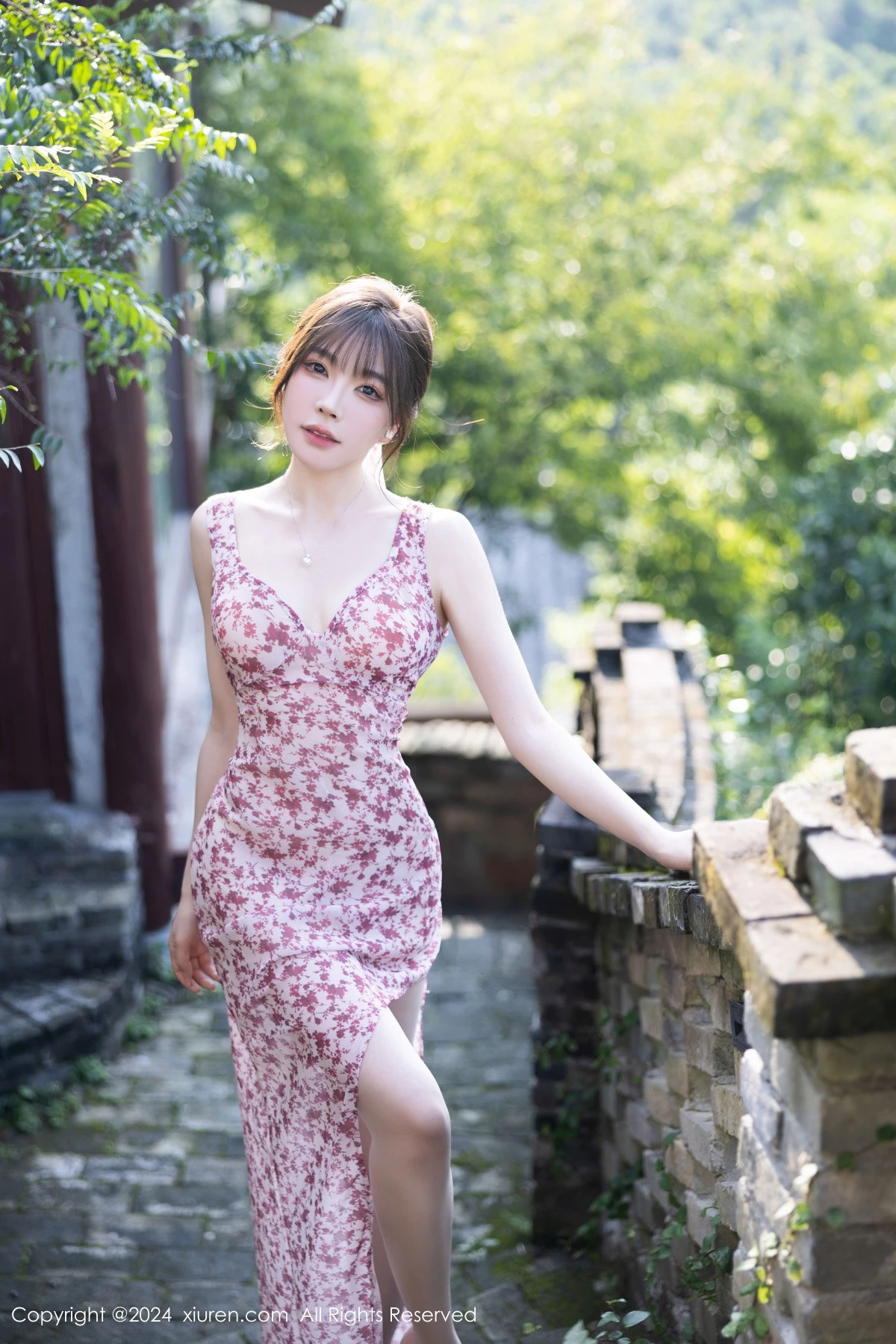 秀人集.com_[XiuRen秀人网]No.9195_女神徐莉芝Booty性感碎花连衣裙+蓝色制服秀曼妙身姿诱惑写真100P