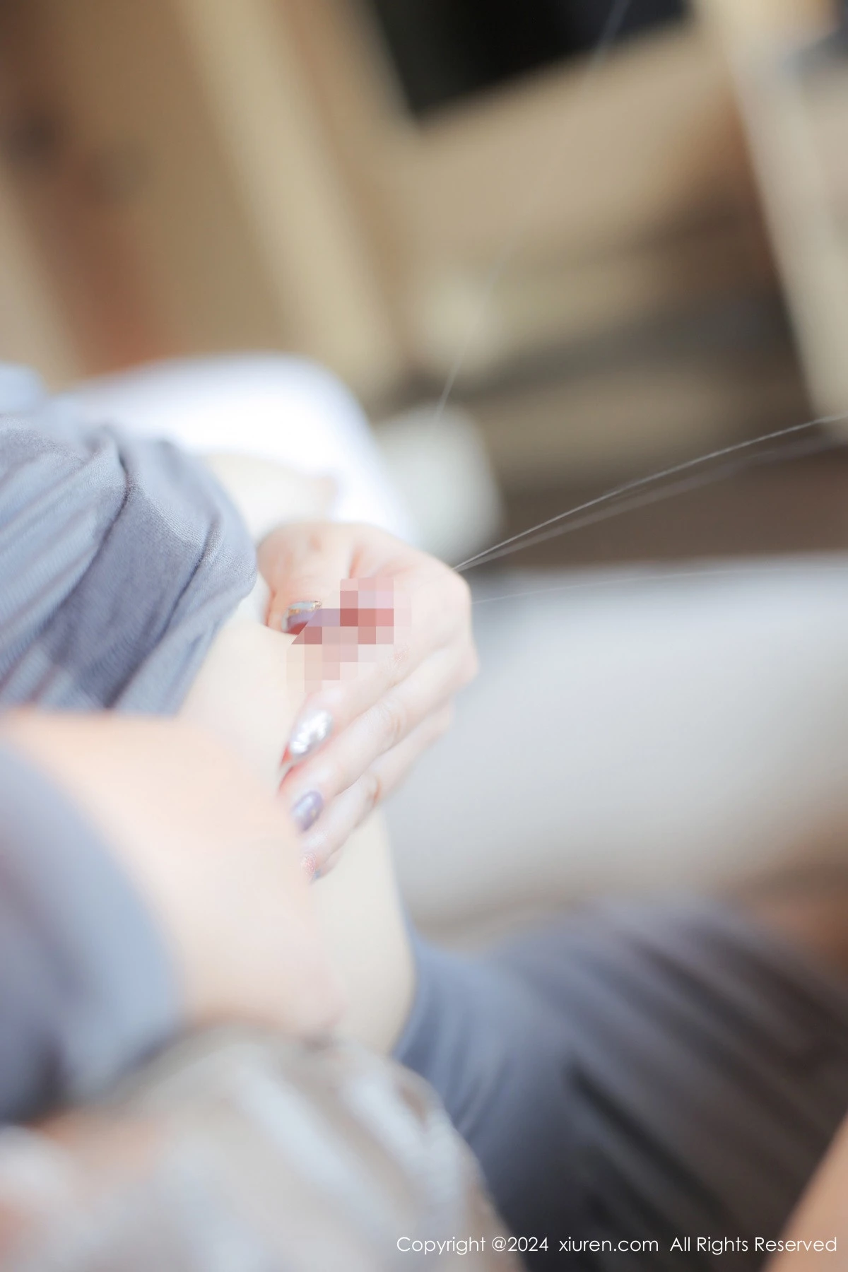 秀人集.com_[XiuRen秀人网]No.9325_模特白洁Bessie性感灰色紧身服饰配黑丝袜秀丰满身材诱惑写真80P