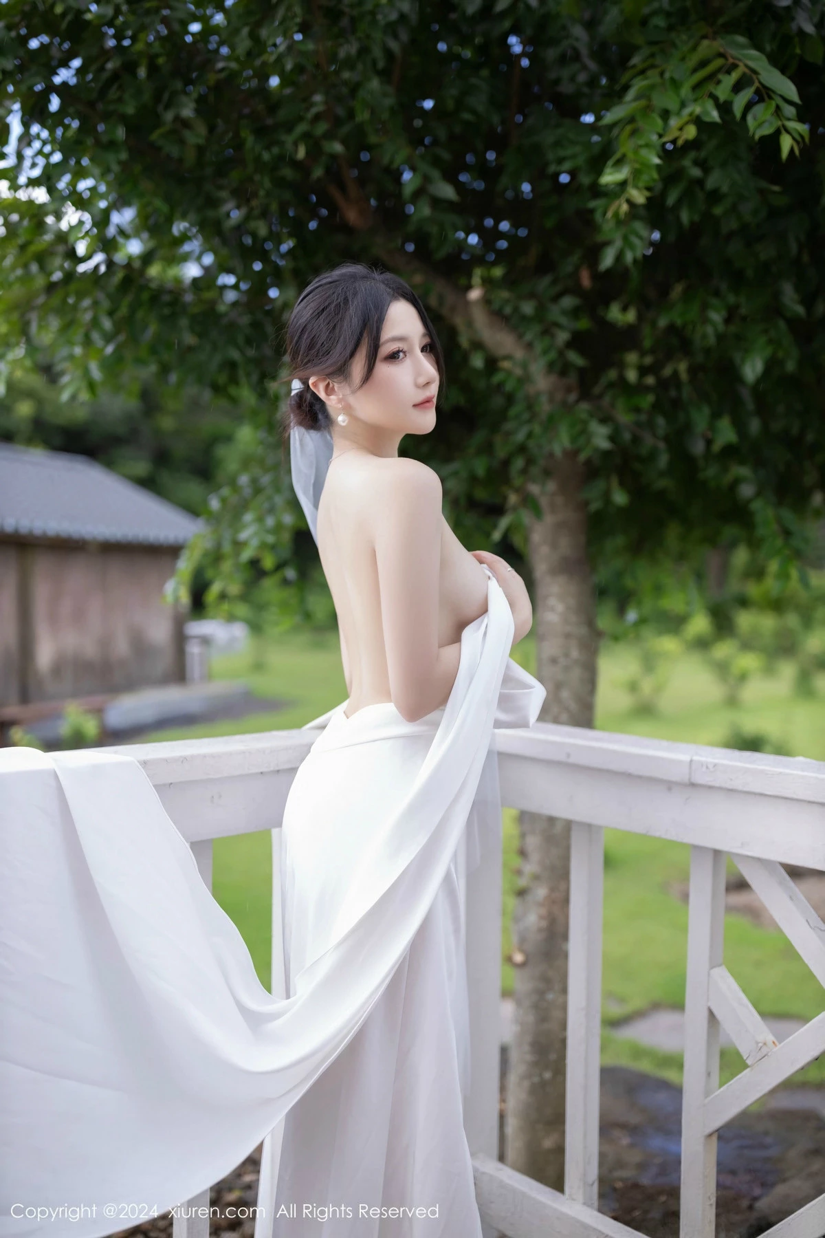 秀人集.com_[XiuRen秀人网]No.9387_模特鱼子酱Fish婚礼主题性感白色婚纱配白丝袜秀曼妙身姿诱惑写真81P