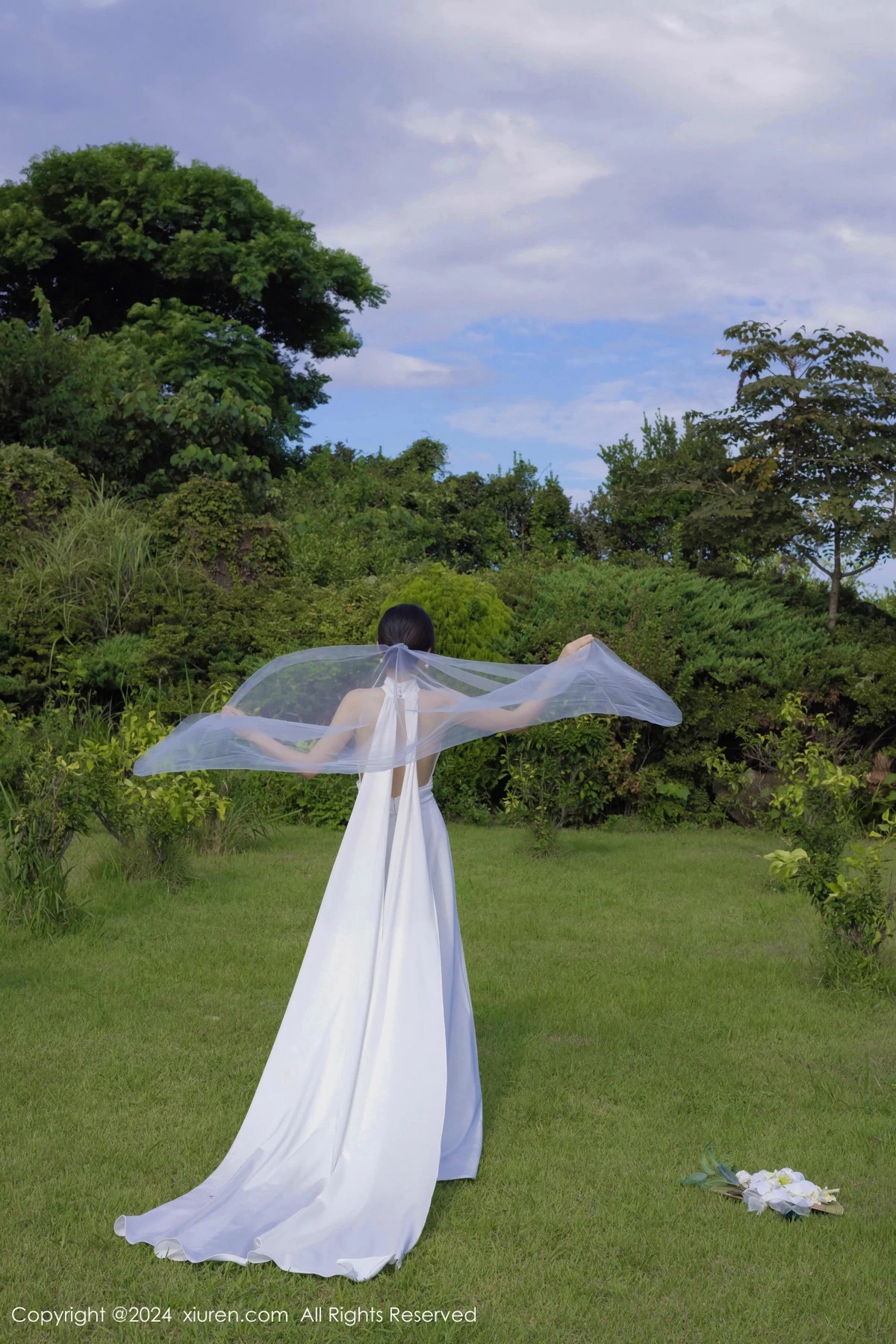 秀人集.com_[XiuRen秀人网]No.9387_模特鱼子酱Fish婚礼主题性感白色婚纱配白丝袜秀曼妙身姿诱惑写真81P
