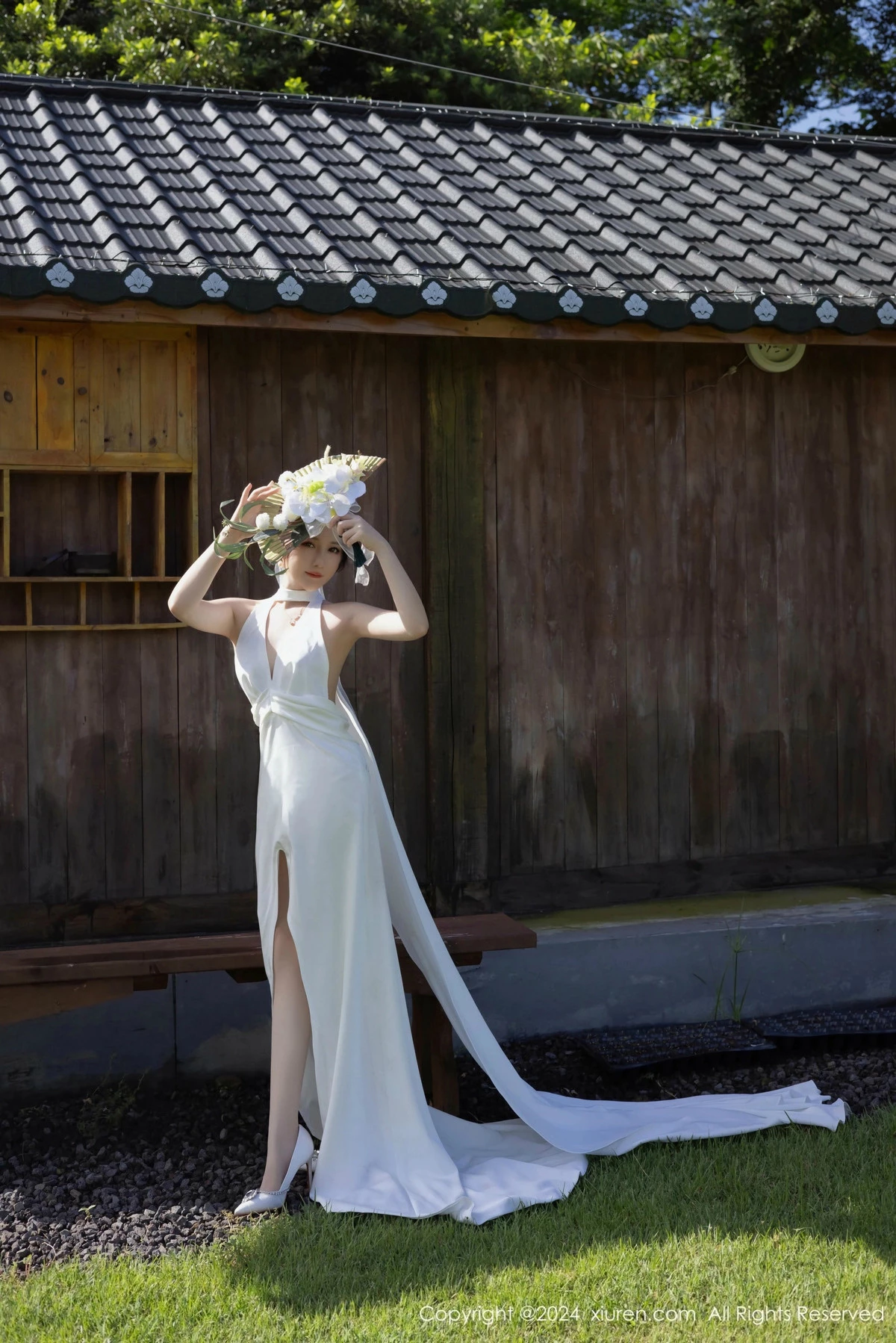 秀人集.com_[XiuRen秀人网]No.9387_模特鱼子酱Fish婚礼主题性感白色婚纱配白丝袜秀曼妙身姿诱惑写真81P