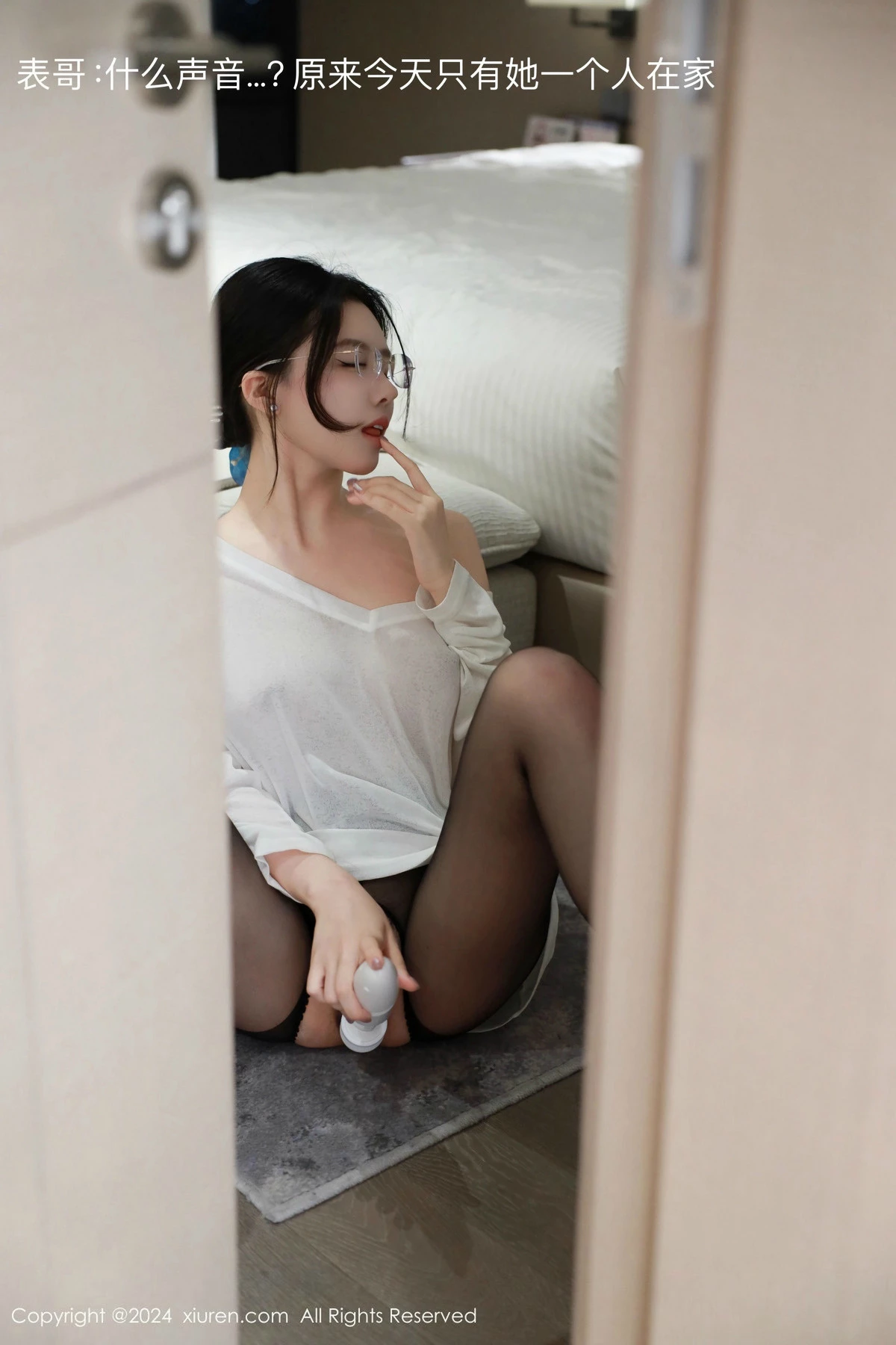 秀人集.com_[XiuRen秀人网]No.9385_模特唐翩翩私房性感白色轻透上衣配开档黑丝秀完美身材诱惑写真66P