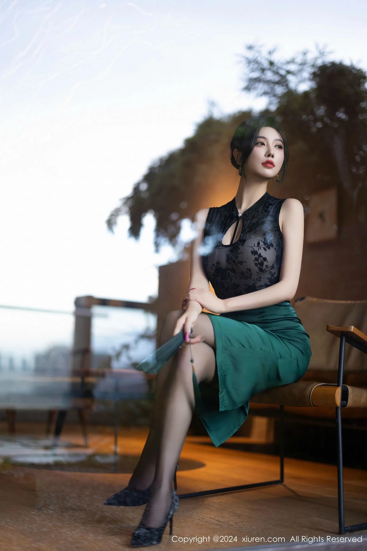 秀人集.com_[XiuRen秀人网]No.9384_女神杨晨晨Yome性感黑色蕾丝内衣配黑丝袜秀丰腴身材完美写真80P