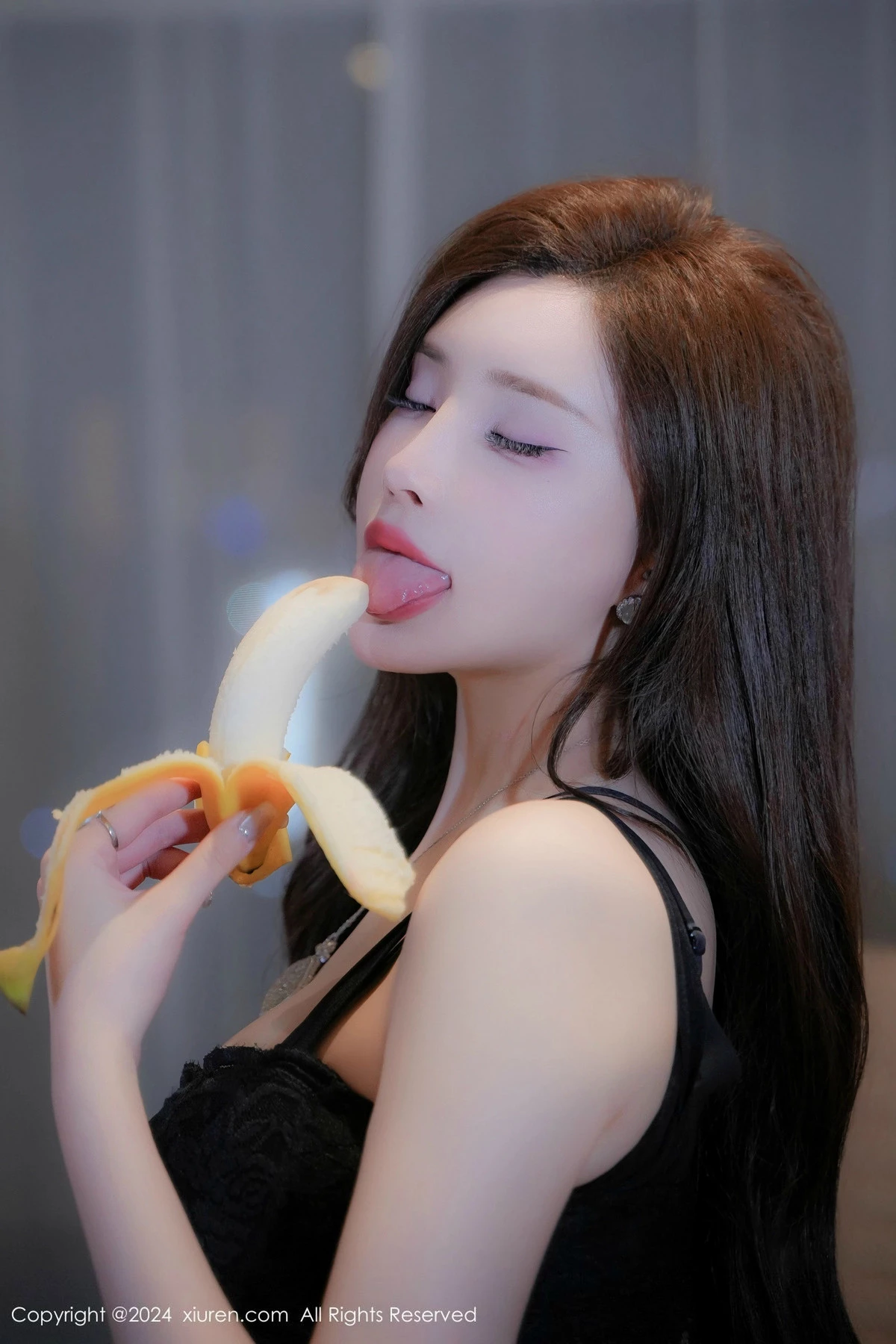 秀人集.com_[XiuRen秀人网]No.9411_女神Carol周妍希X性感黑色情趣内衣配黑丝袜秀丰满身材诱惑写真80P