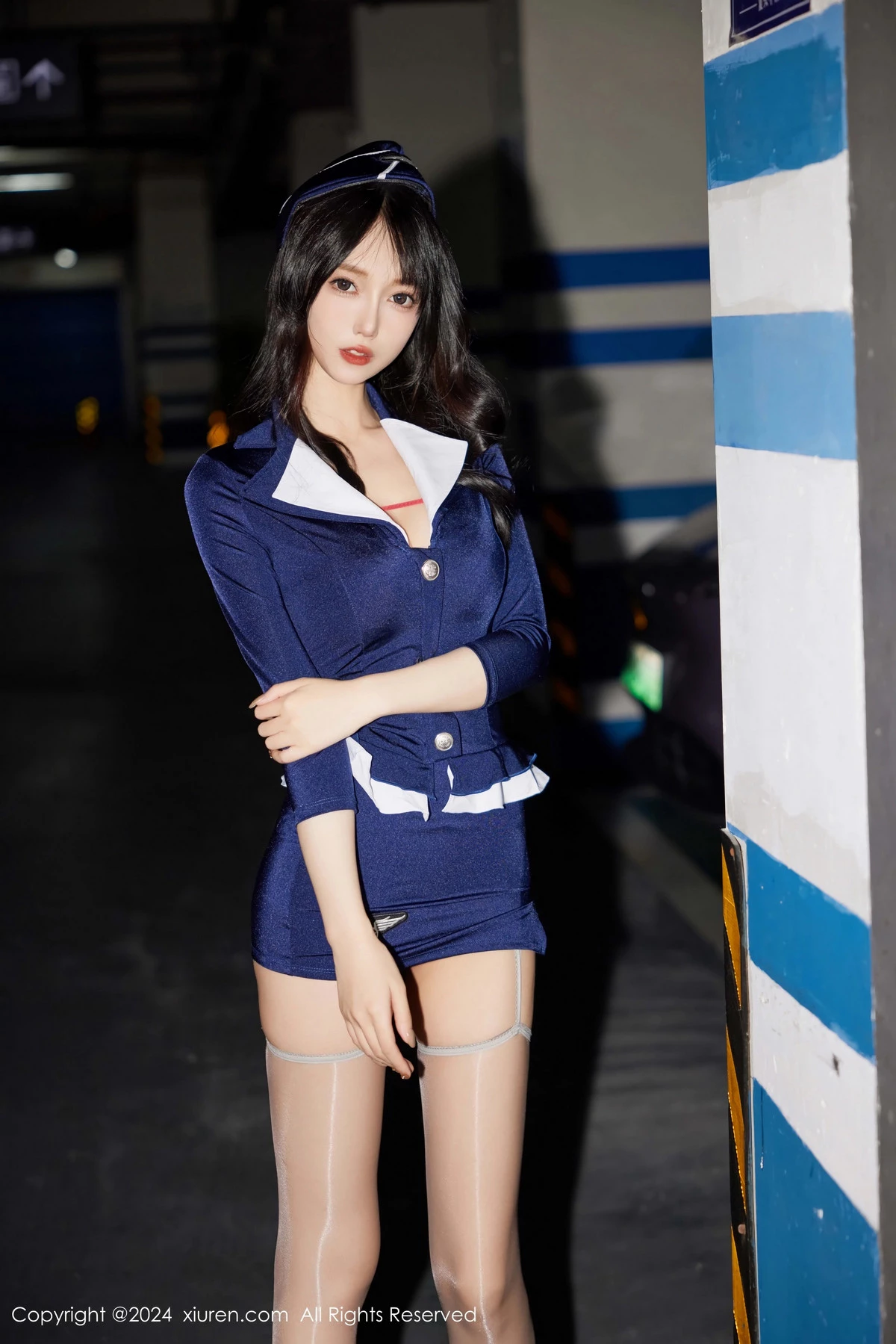 秀人集.com_[XiuRen秀人网]No.9418_模特玥儿玥er性感蓝色制服露红色蕾丝内衣配灰丝袜秀美腿诱惑写真78P