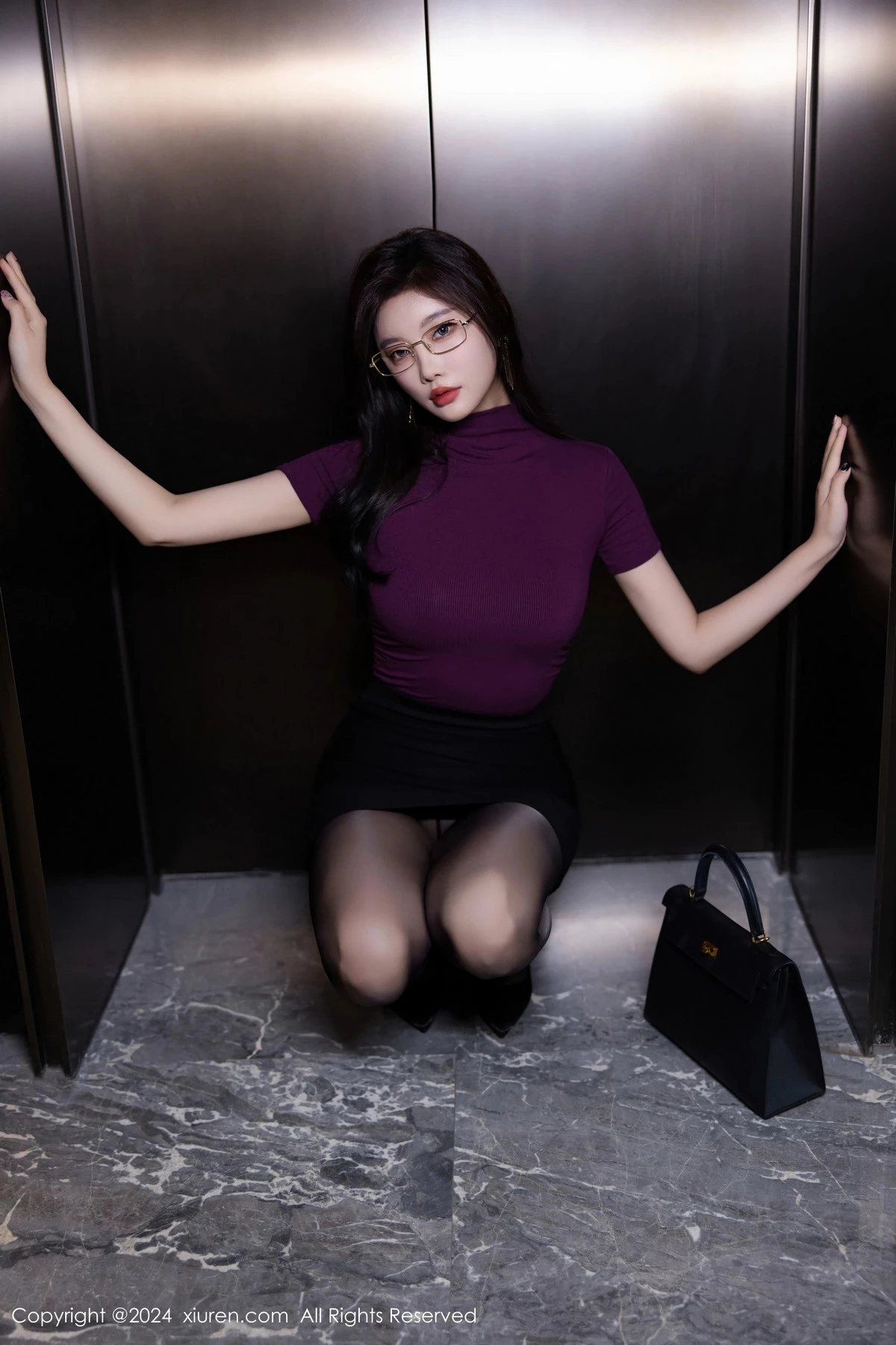 秀人集.com_[XiuRen秀人网]No.9421_女神杨晨晨Yome性感紫色内衣配超薄无内黑色秀丰腴身材诱惑写真80P