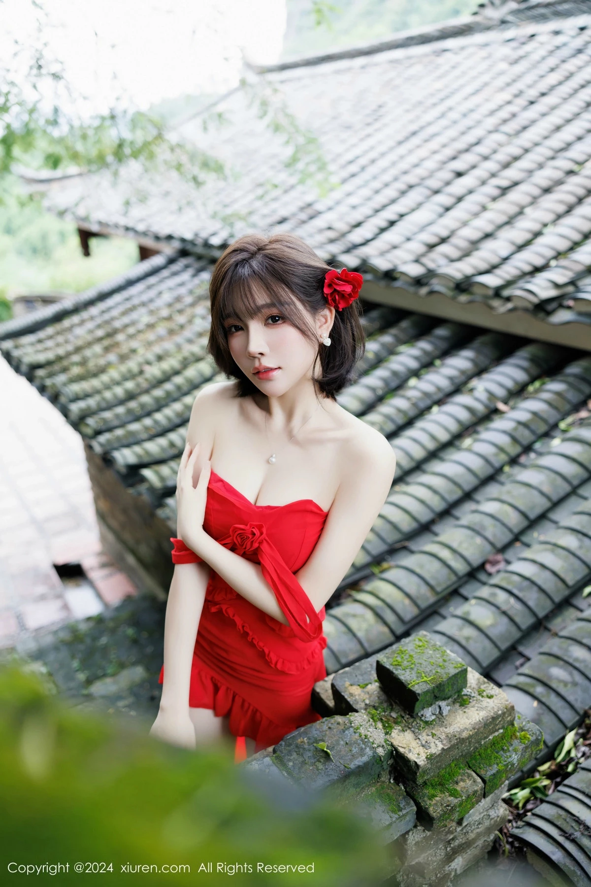 秀人集.com_[XiuRen秀人网]No.9449_女神徐莉芝Booty红色连衣裙露蕾丝情趣内衣秀曼妙身姿诱惑写真101P