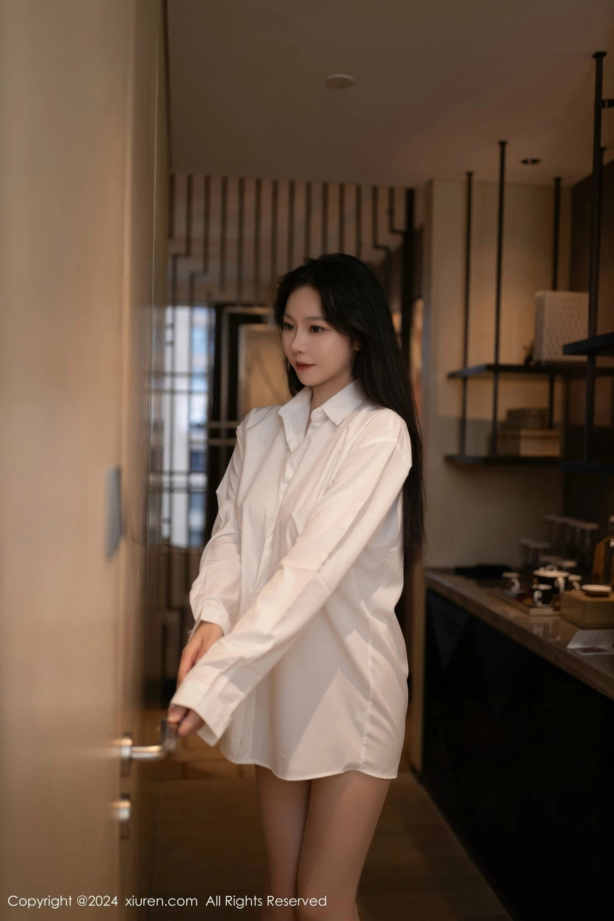 秀人集.com_[XiuRen秀人网]No.9362_模特安然anran私房性感白色衬衫配肉色丝袜秀柔美身姿诱惑写真82P