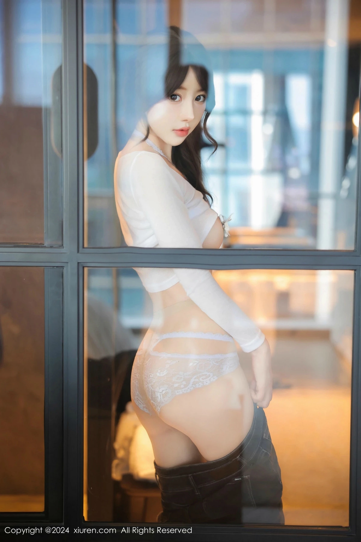 秀人集.com_[XiuRen秀人网]No.9524_模特桃妖夭性感白T配牛仔裤露白色情趣内衣秀惹火身材诱惑写真89P