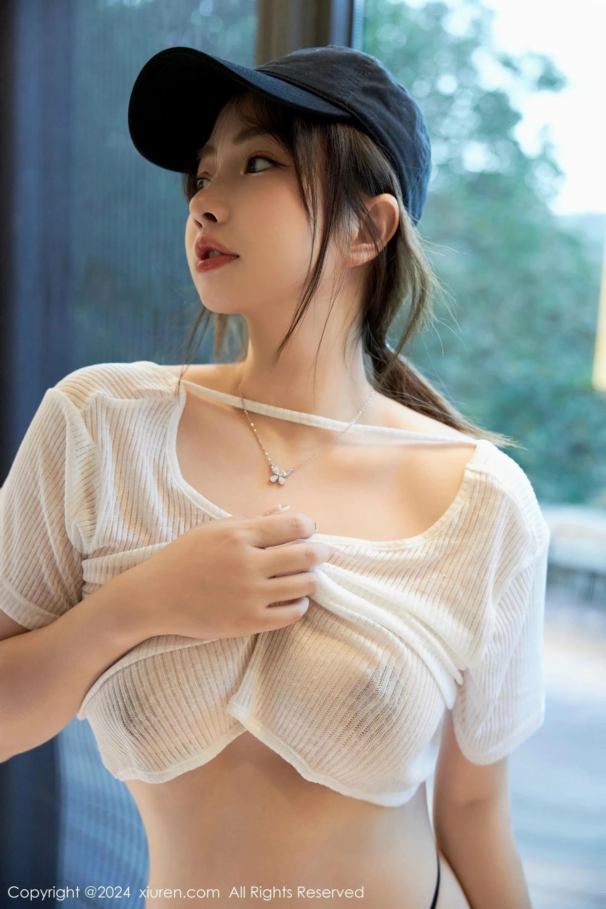 秀人集.com_[XiuRen秀人网]No.9549_模特养乐多Doll性感深色运动服饰秀丰满身材白嫩美腿诱惑写真52P