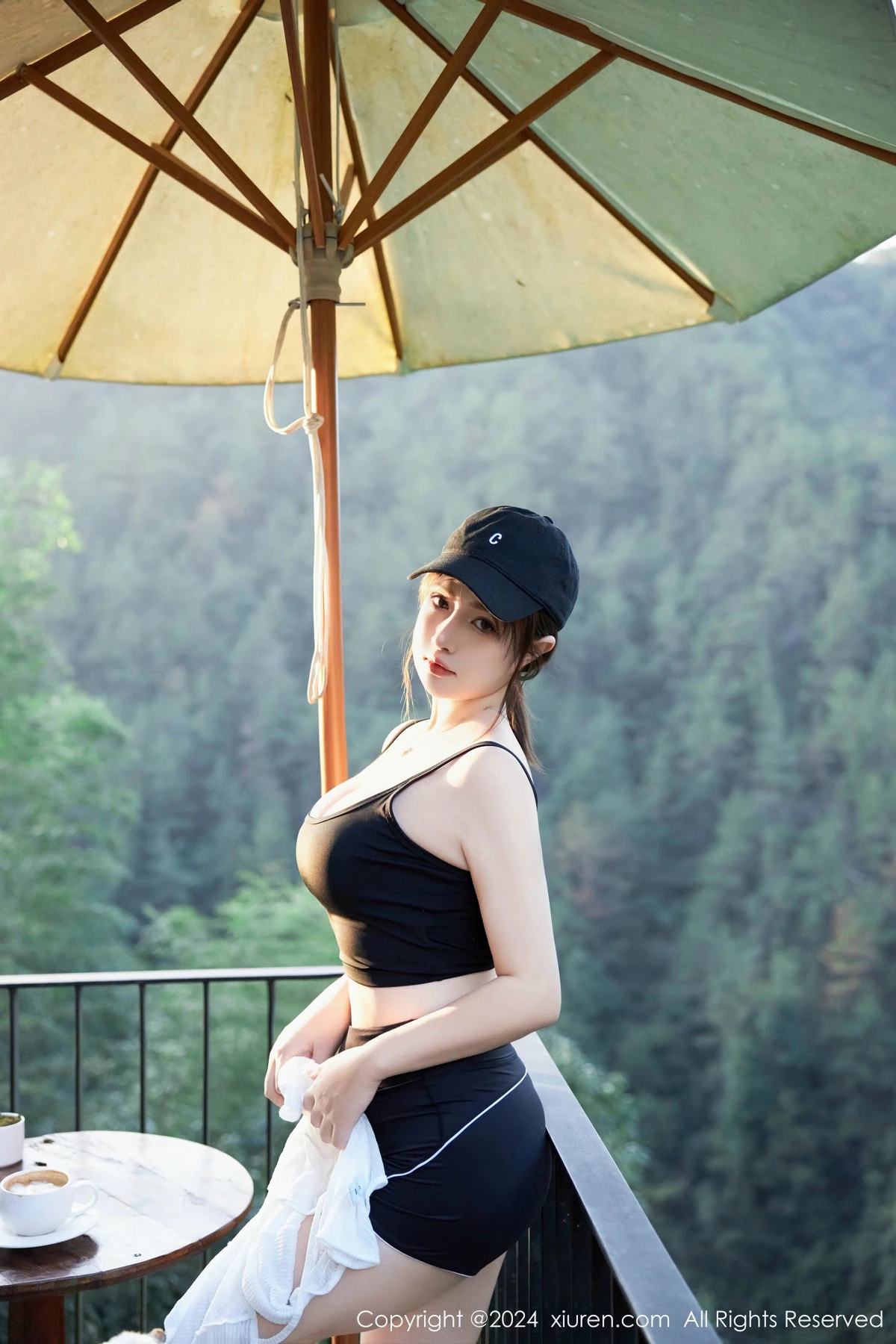 秀人集.com_[XiuRen秀人网]No.9549_模特养乐多Doll性感深色运动服饰秀丰满身材白嫩美腿诱惑写真52P