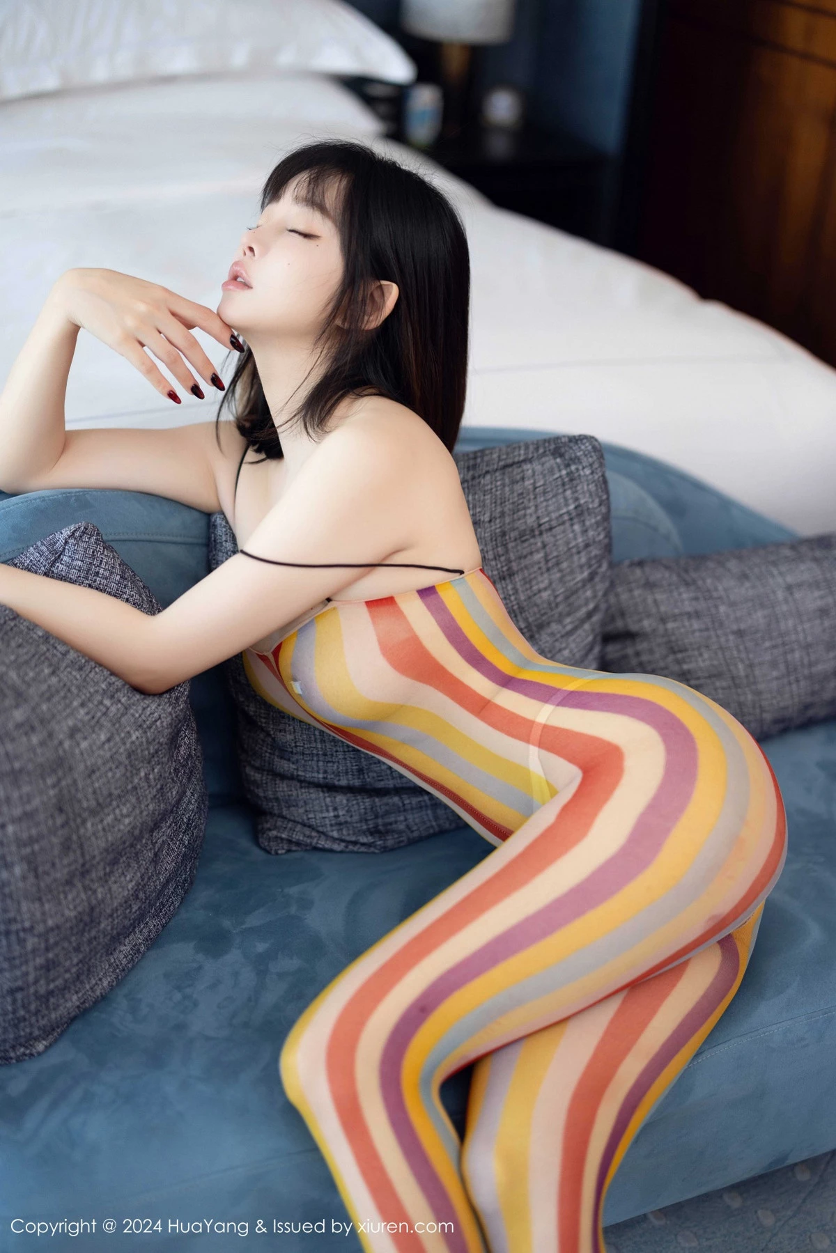 秀人集.com_[HuaYang花漾]Vol.622_女神王雨纯私房性感花色轻透连体衣秀完美身材浑圆翘臀诱惑写真89P