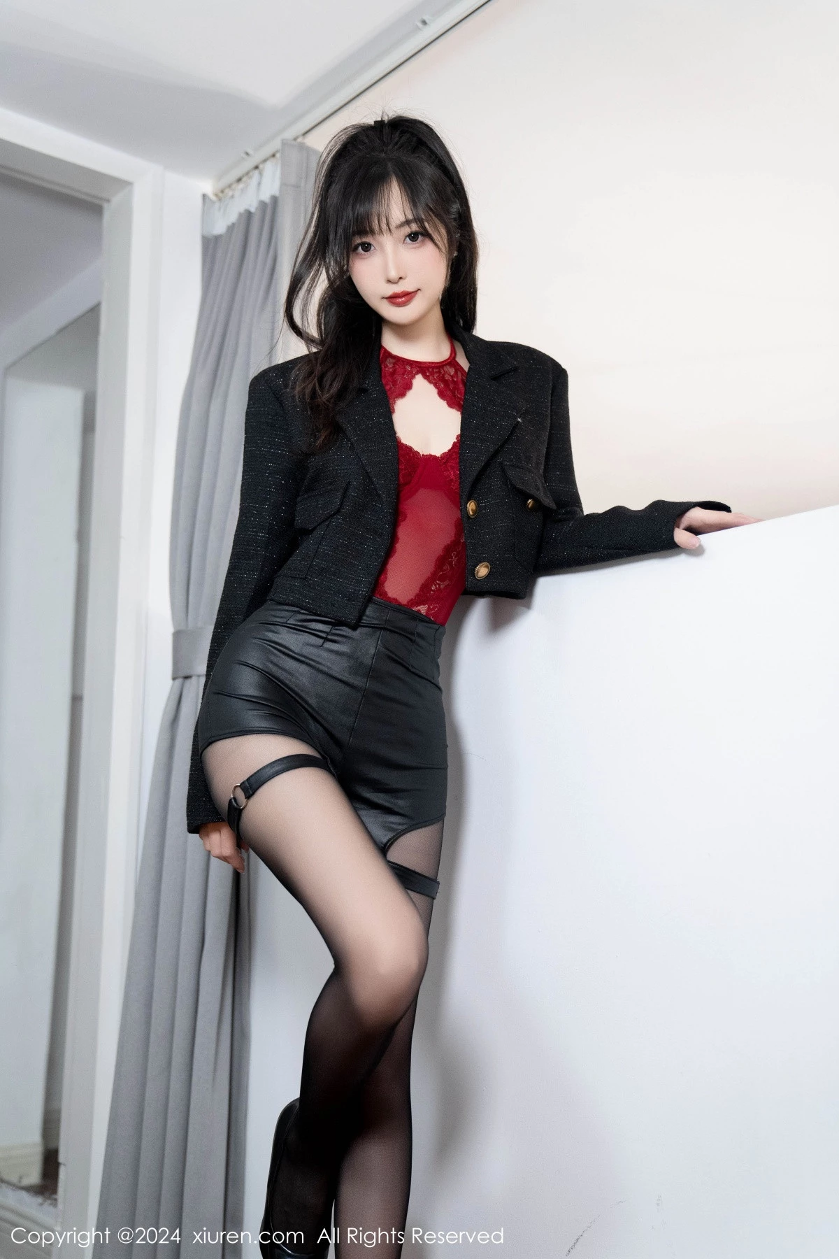 秀人集.com_[XiuRen秀人网]No.9561_模特林星阑性感红色蕾丝连体衣配黑丝吊袜秀曼妙身姿诱惑写真90P