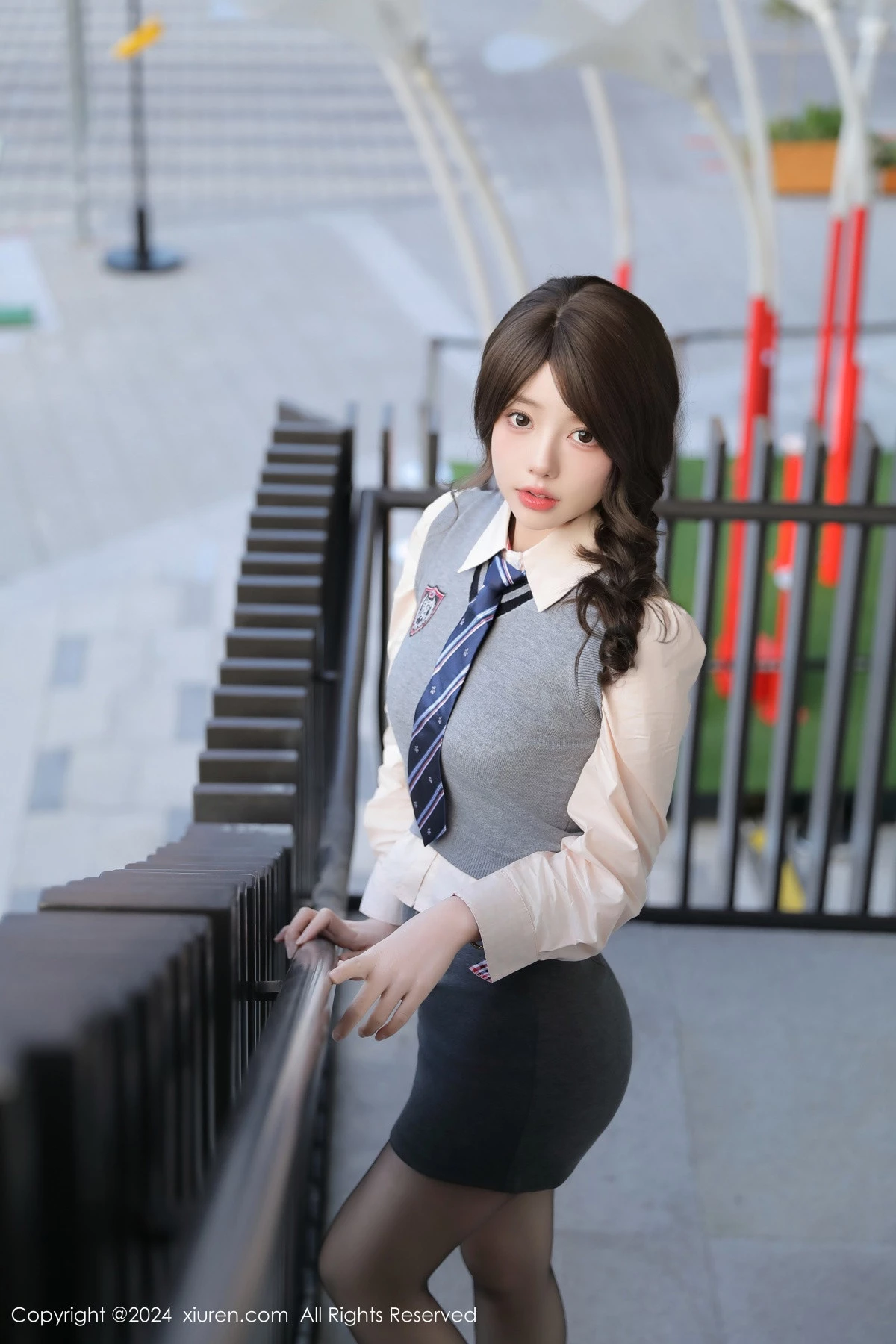 秀人集.com_[XiuRen秀人网]No.9562_模特桃妖夭性感JK制服露白色内衣配超薄黑丝秀完美身材诱惑写真78P