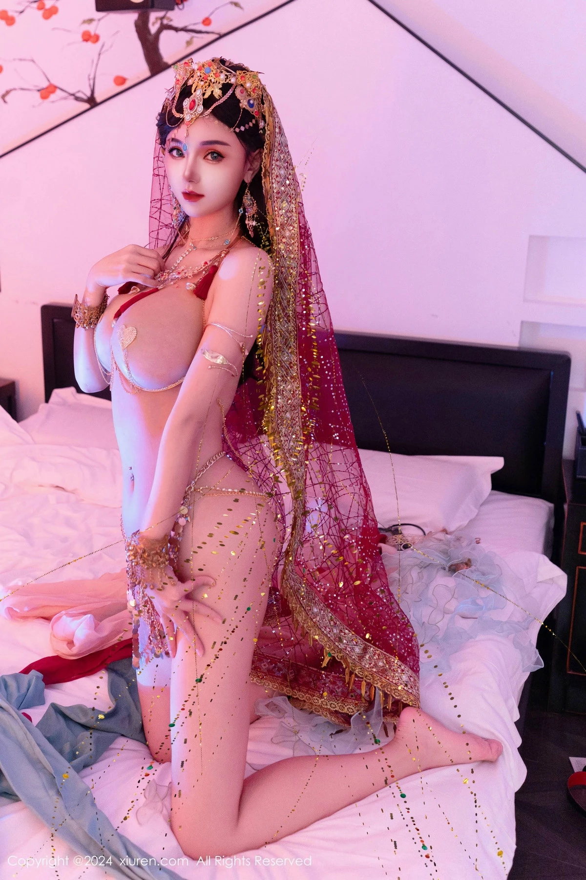 秀人集.com_[XiuRen秀人网]No.9585_新人模特不吃冰淇淋异域风情女郎性感情趣服饰秀火辣身材诱惑写真85P