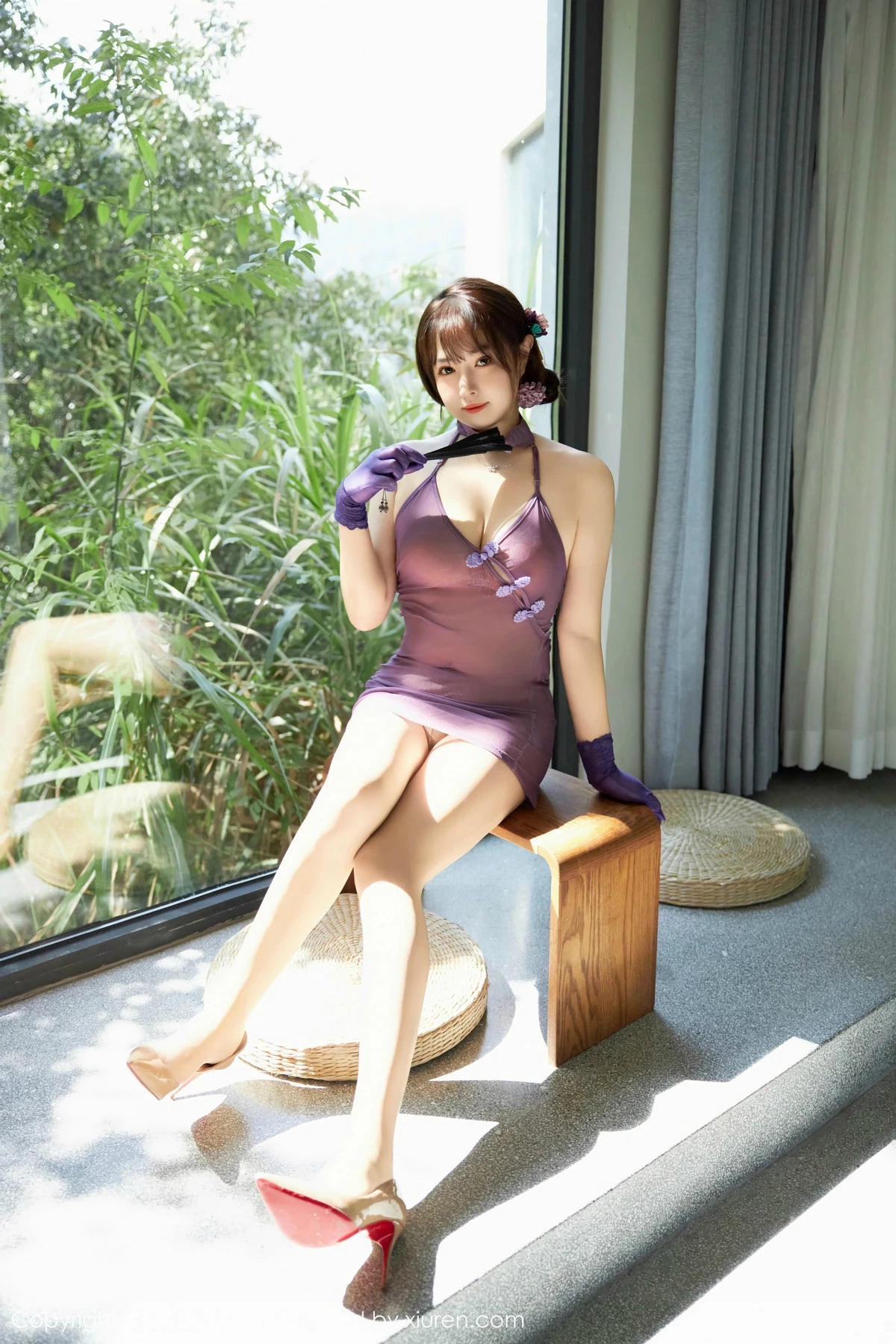 秀人集.com_[XiuRen秀人网]No.9592_模特养乐多Doll性感紫色薄透服饰配超薄肉丝秀曼妙身姿诱惑写真52P