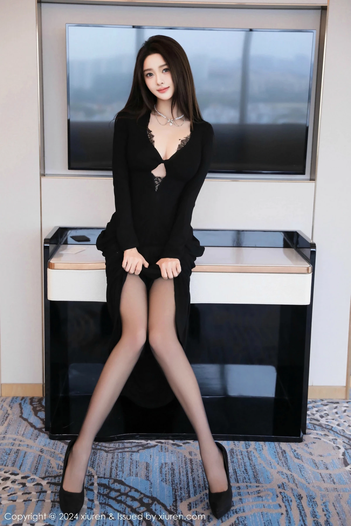 秀人集.com_[XiuRen秀人网]No.9670_模特Candy糖糖性感黑色服饰露豹纹内衣配超薄黑丝秀美腿诱惑写真78P