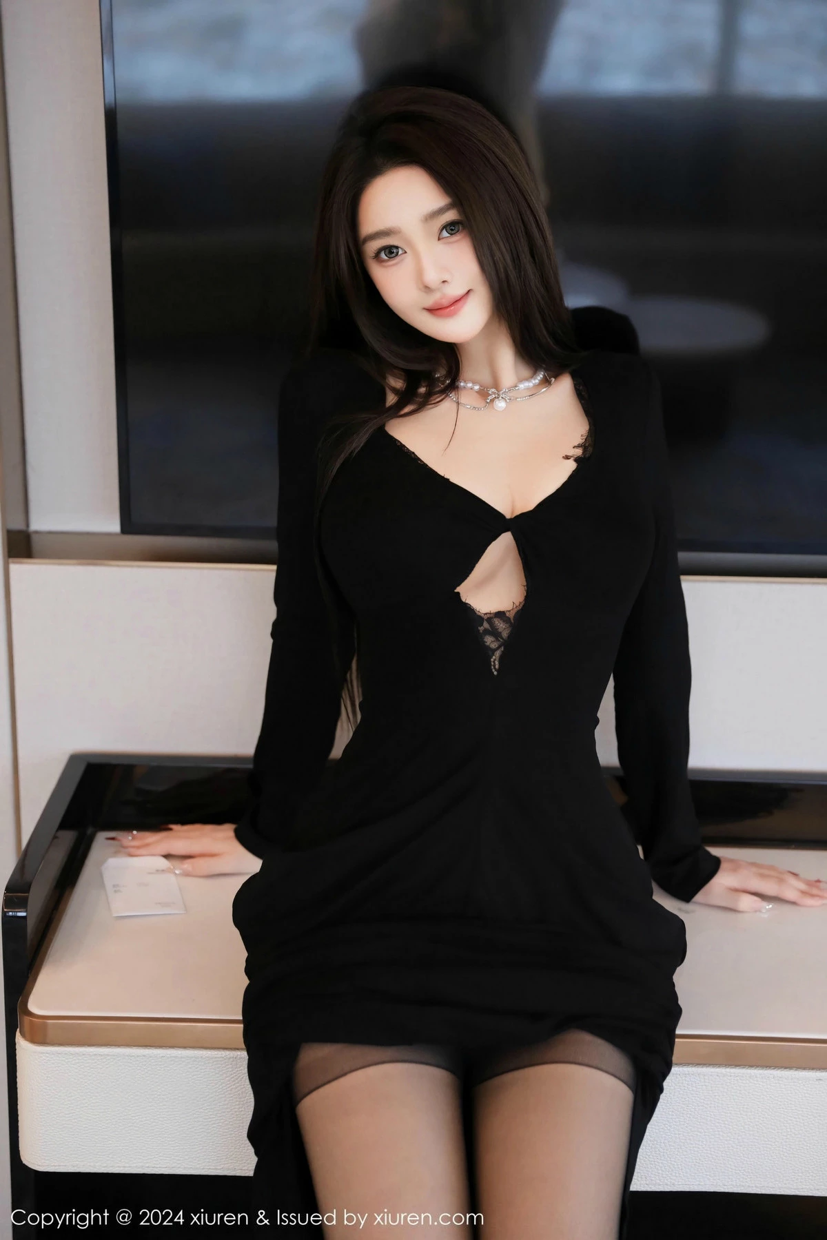 秀人集.com_[XiuRen秀人网]No.9670_模特Candy糖糖性感黑色服饰露豹纹内衣配超薄黑丝秀美腿诱惑写真78P