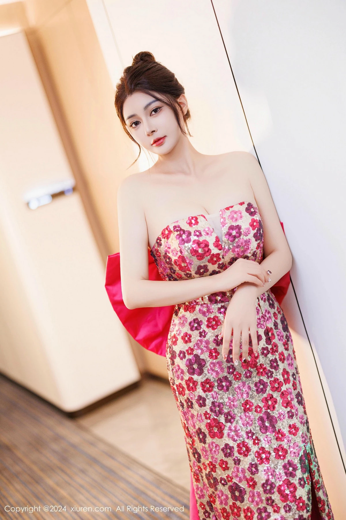 秀人集.com_[XiuRen秀人网]No.9688_模特凯竹Quinn性感绿色比基尼+红色连衣裙秀丰腴身材诱惑写真81P