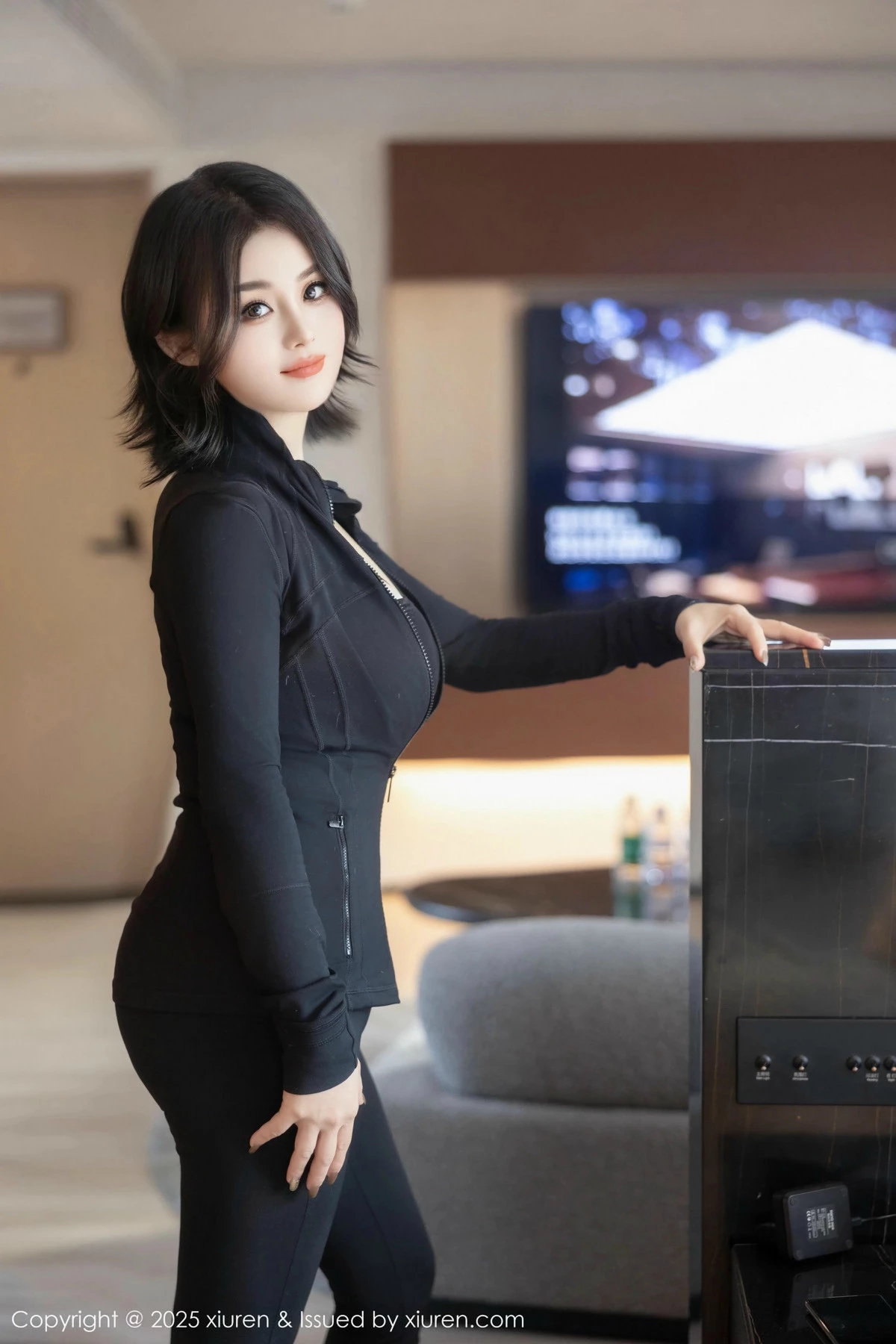 秀人集.com_[XiuRen秀人网]No.9694_新人模特Monica性感简约黑色服饰露黑色内衣秀曼妙身姿诱惑写真79P