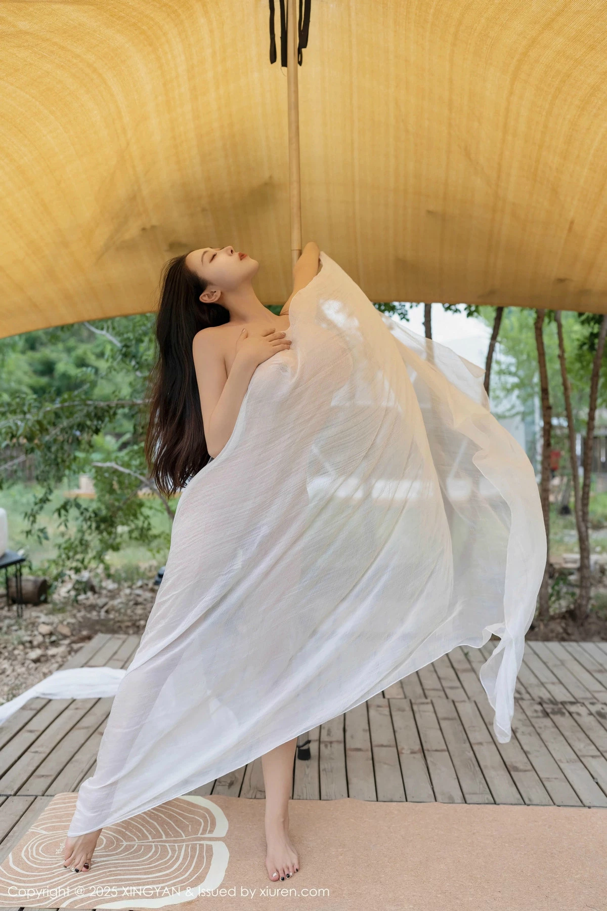 秀人集.com_[XINGYAN星颜社]VOL.298_模特清妙户外性感白色轻透薄纱透视秀诱人胴体火辣诱惑写真80P