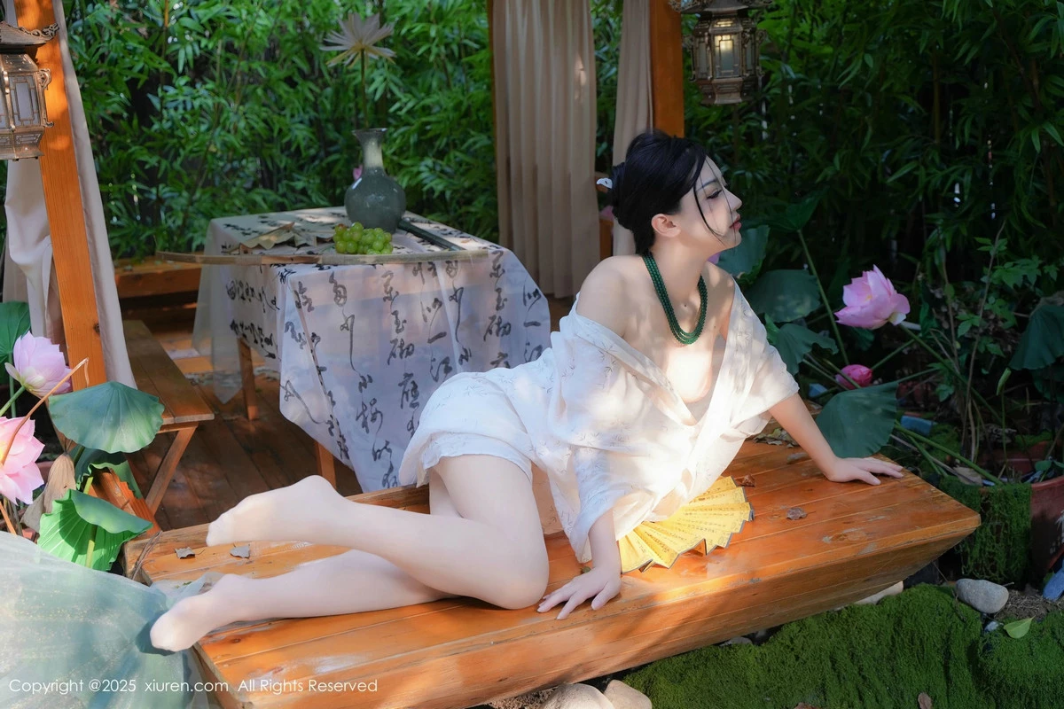 秀人集.com_[XiuRen秀人网]No.9730_模特妙可可Cheese性感白色古风服配超薄白丝秀丰腴身材诱惑写真84P